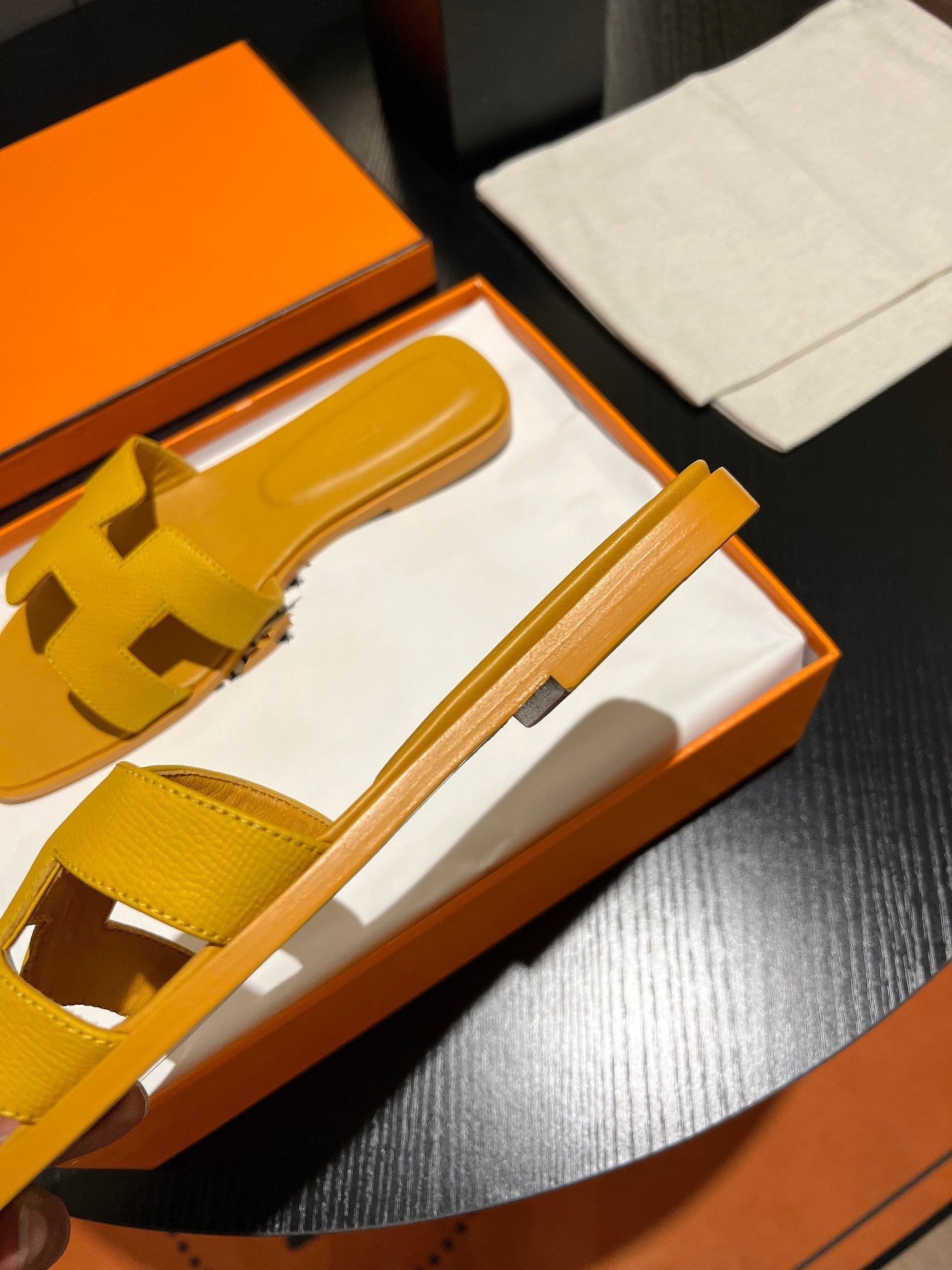 0RAN SANDAL Leather Medallion、mysite、Cacoeks