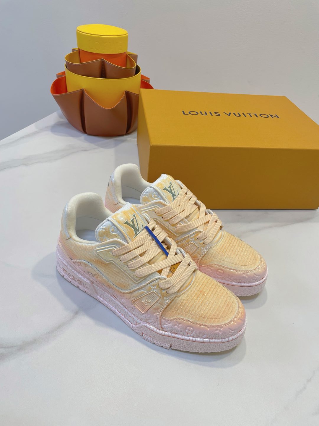 LV TRAINER MAXI SNEAKER IN LIGHT PINK OMBRE ORANGE EMBOSSED CALFSKIN、mysite、Cacoeks