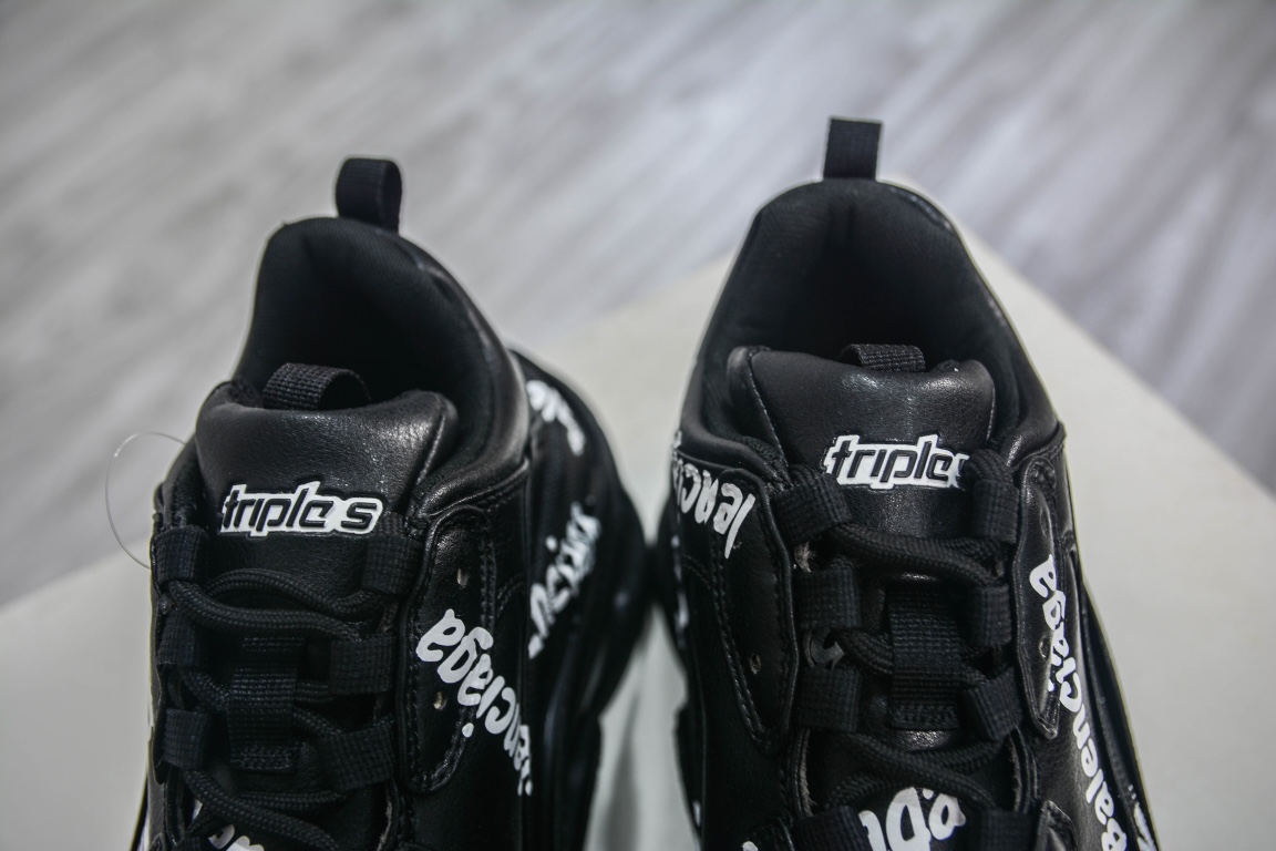 Balenciaga Triple S Logotype Sneaker in Black、mysite、Cacoeks