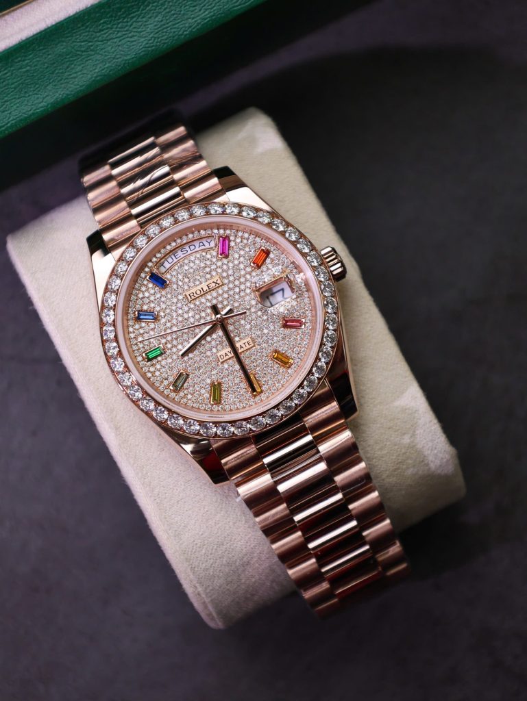 Đồng Hồ Rolex Day-Date Chế Tác Kim Cương Moissanite + Bọc Vàng Hồng 18K GMF 40mm (2)