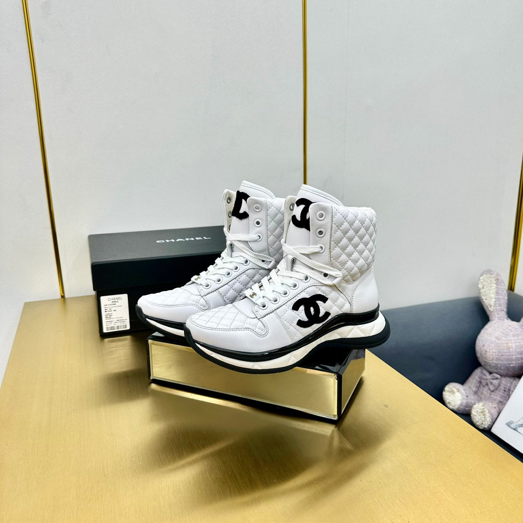 ATHLETIC SHOES IN WHITE CALFSKIN、mysite、Cacoeks