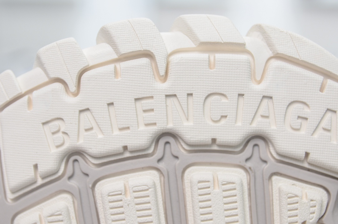 Balenciaga Track Recycled Sole Trainer in Beige、mysite、Cacoeks