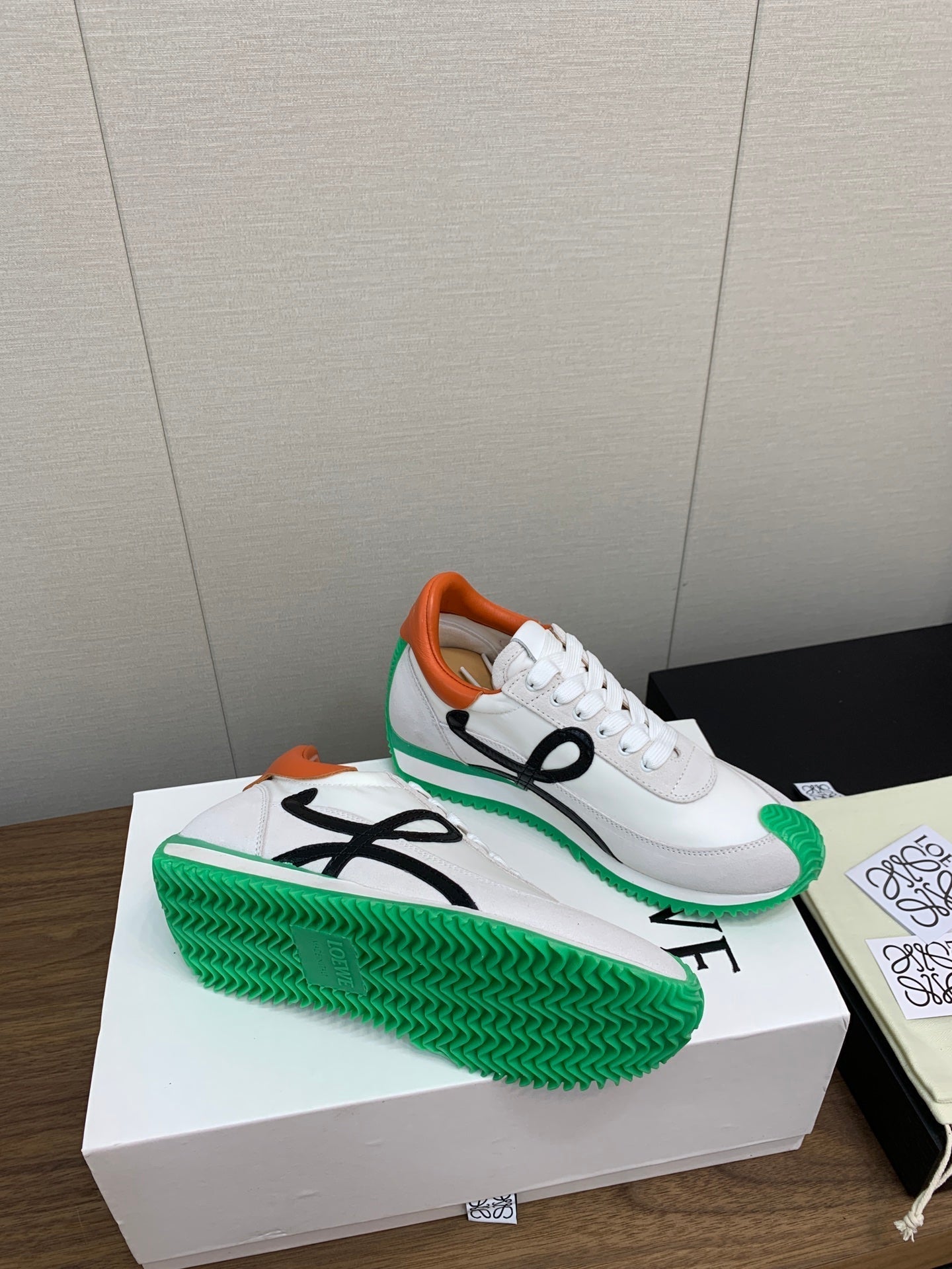 LW FLOW RUNNER SNEAKER WHITE-GREEN SUEDE、mysite、Cacoeks