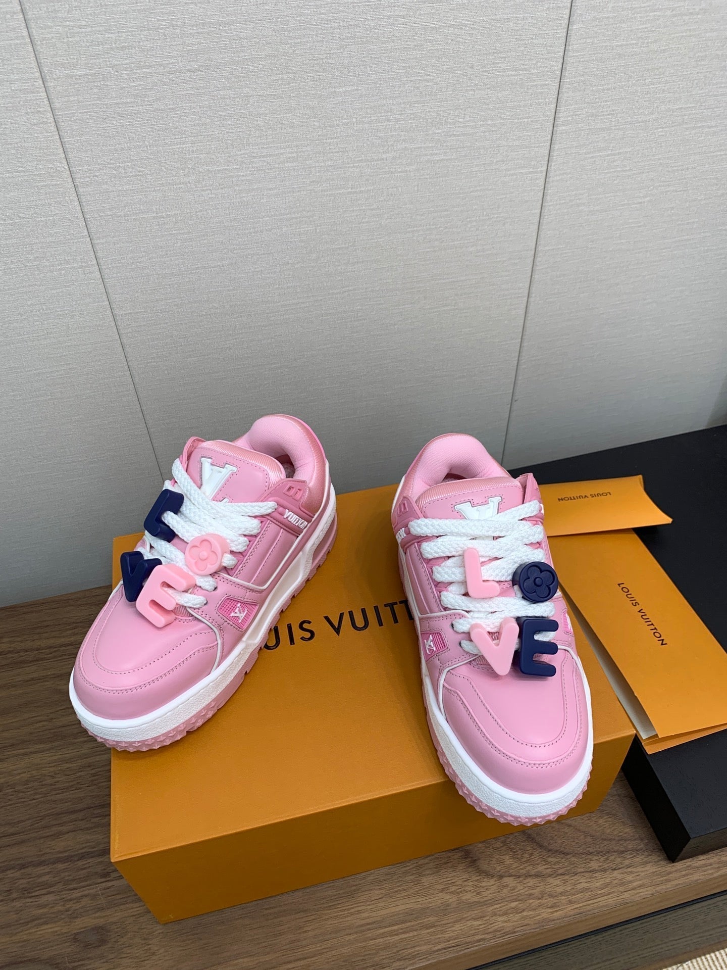 LV TRAINER IN LIGHT PINK CALFSKIN、mysite、Cacoeks
