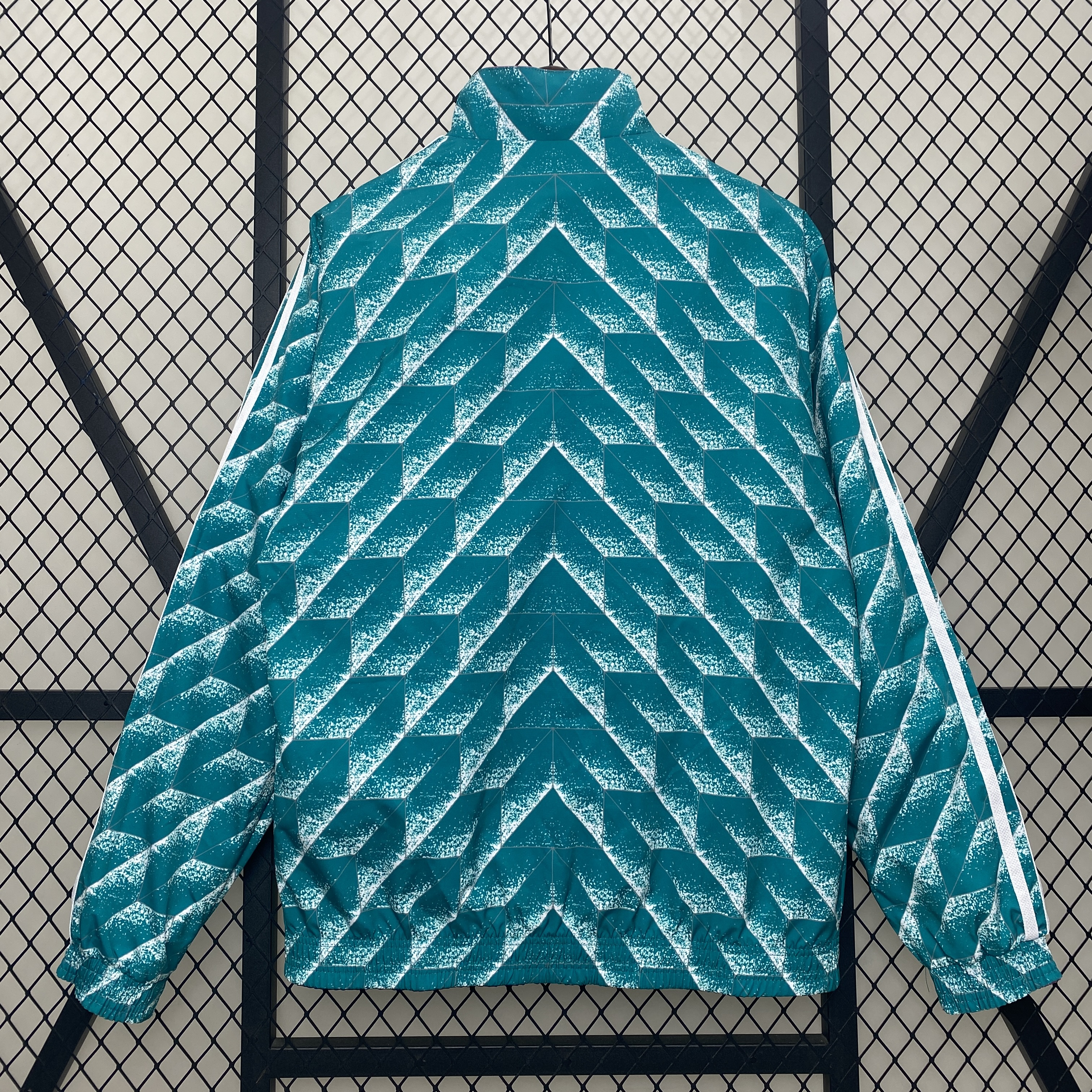 ManixJersey.com | Germany 24-25 Double Sided Reversible Windbreaker - Pink & Vintage Green -Customize Name, Number and Patch | Worldwide Shipping