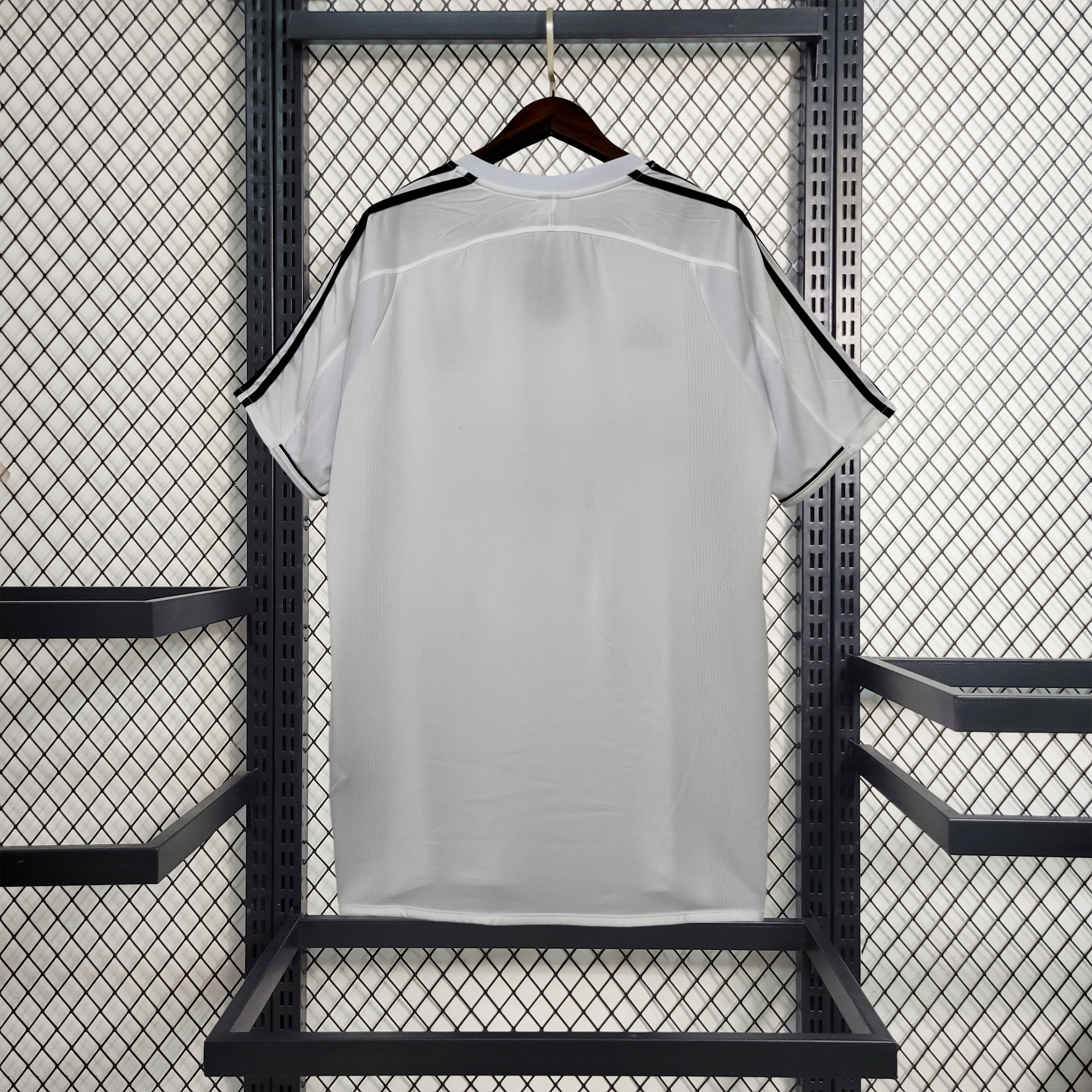JerseysGala.com | Retro Real Madrid 03-04 Home Stadium Jersey -Customize Name, Number and Patch | Worldwide Shipping