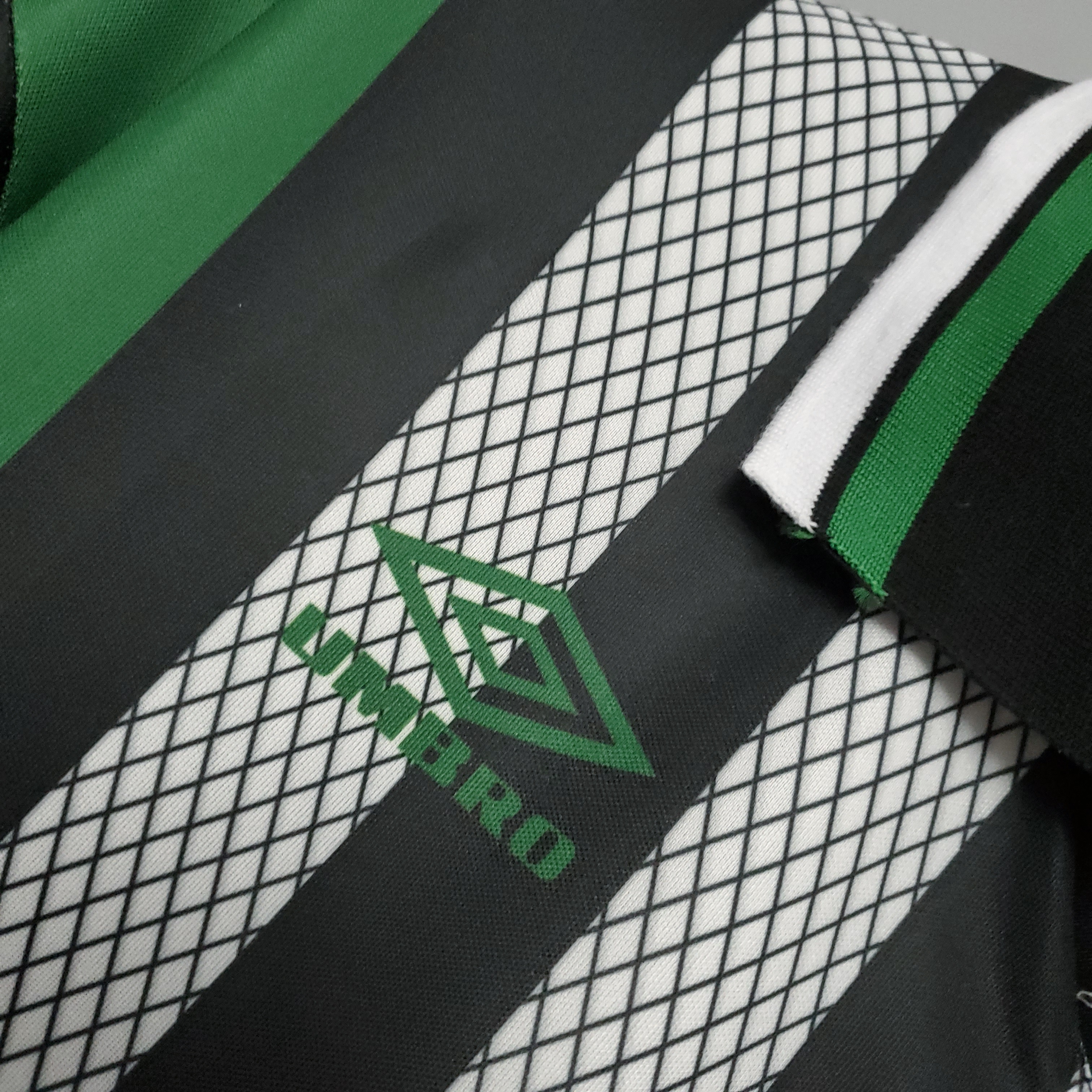 GlobeJersey-Retro Celtic 1994-95 Away Stadium Jersey