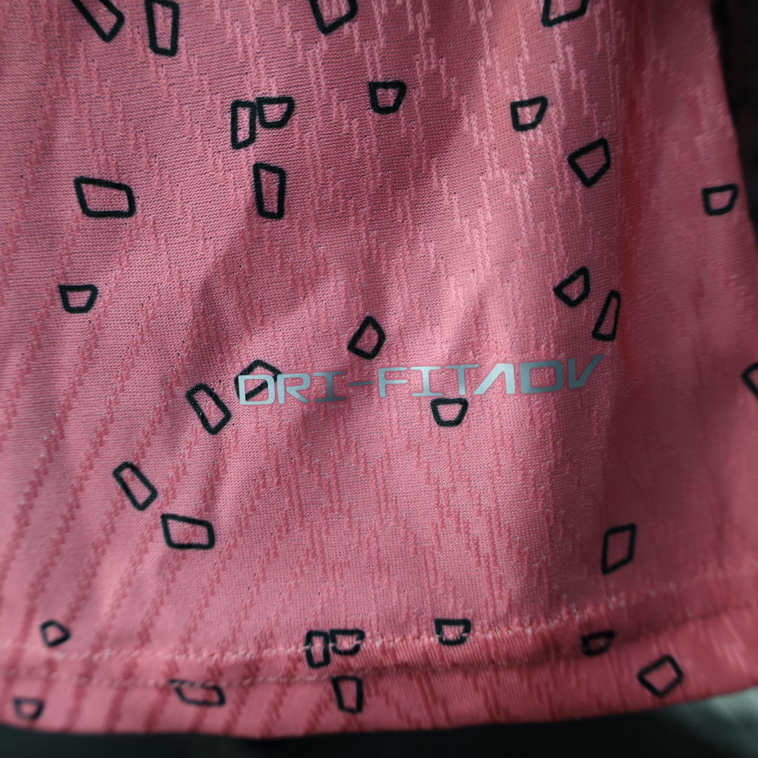 25-26 Barcelona joint Special Edition soccer jersey - Player Version: Ajax 24-25 Home Stadium Jersey - Fans Version mysite: Adidas luxuryfootballshirts.com: https://www.luxuryfootballshirts.com/