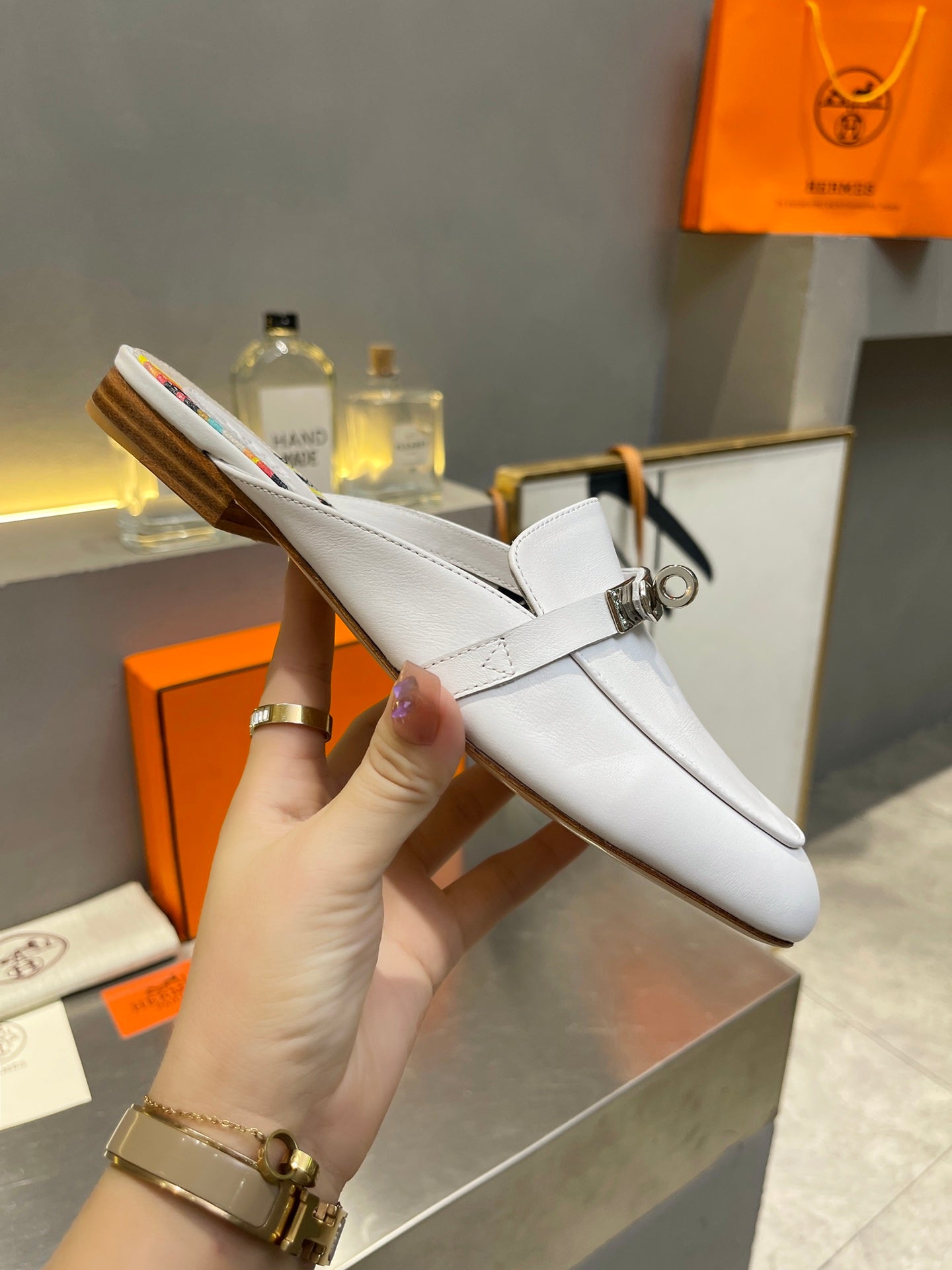 0Z MULE WHITE CALFSKIN WITH BLACK PATTERN、mysite、Cacoeks