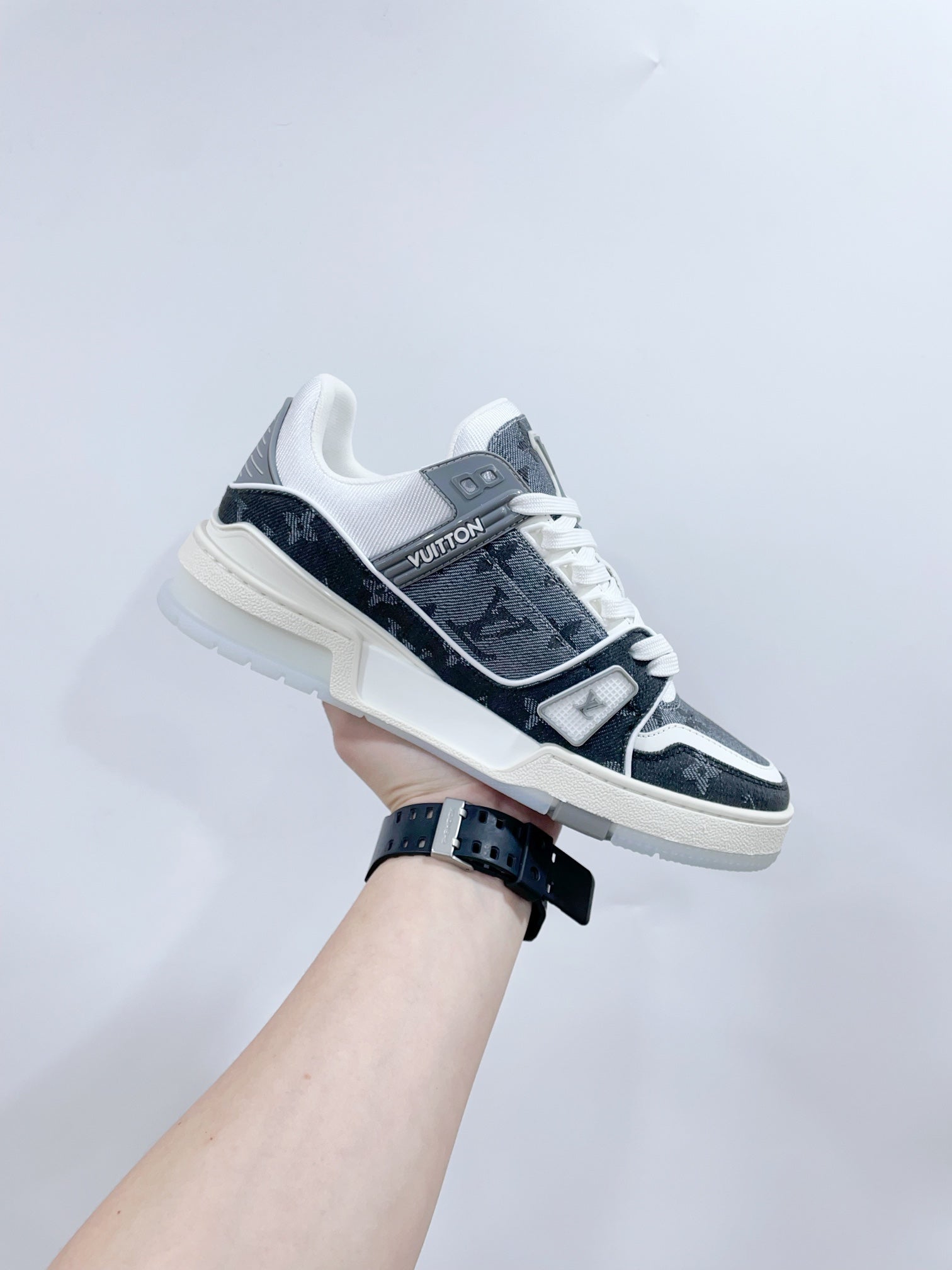 LV TRAINER SNEAKER IN DOVE GRAY MONOGRAM DENIM、mysite、Cacoeks