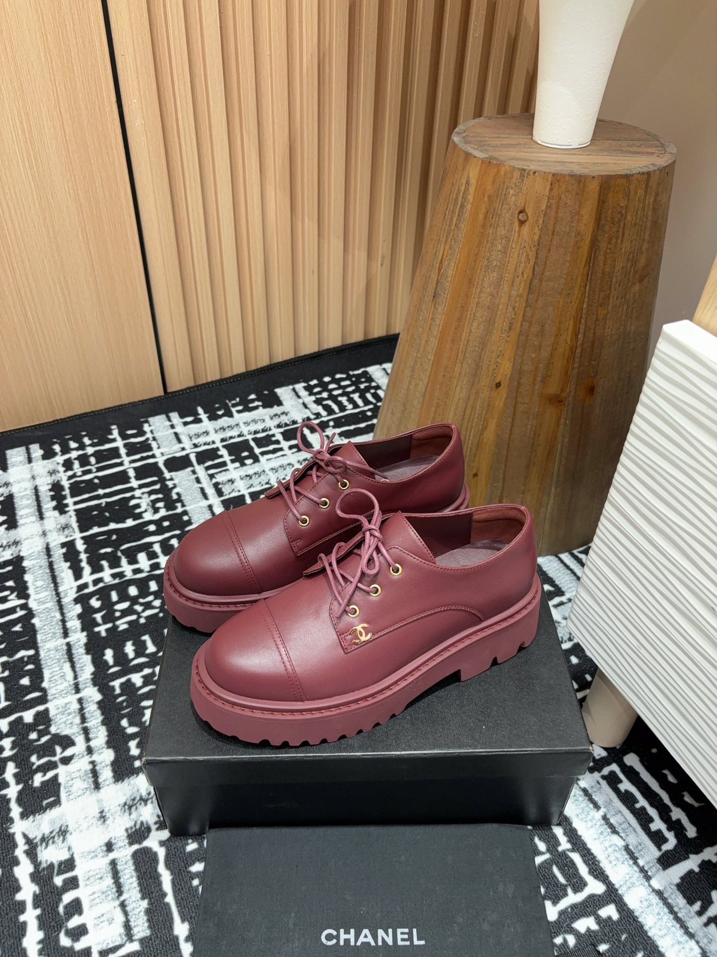 CC OXFORD SHOES IN BURGUNDY RED CALFSKIN、mysite、Cacoeks