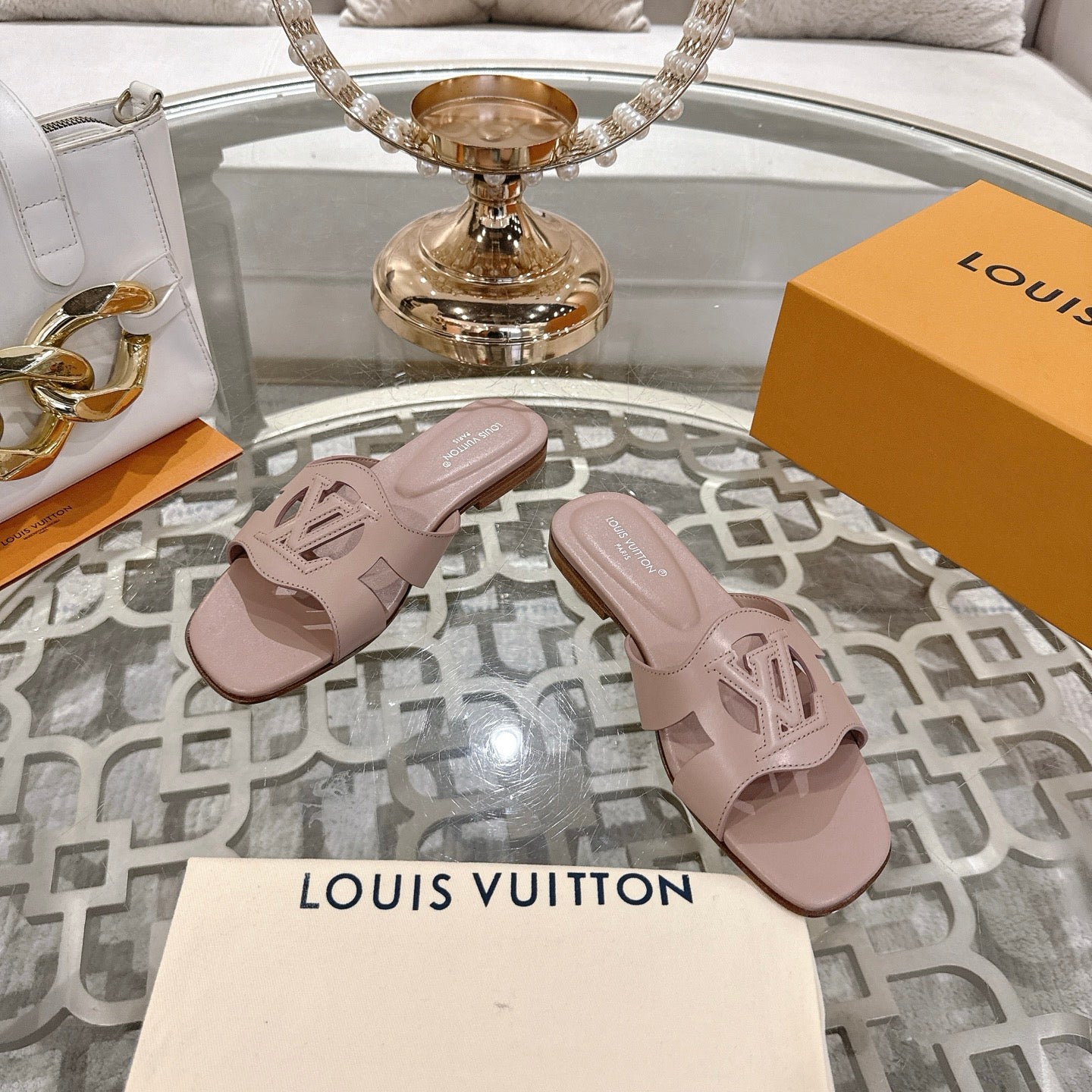 ISOLA FLAT SLIDE IN DUSTY PINK CALFSKIN、mysite、Cacoeks