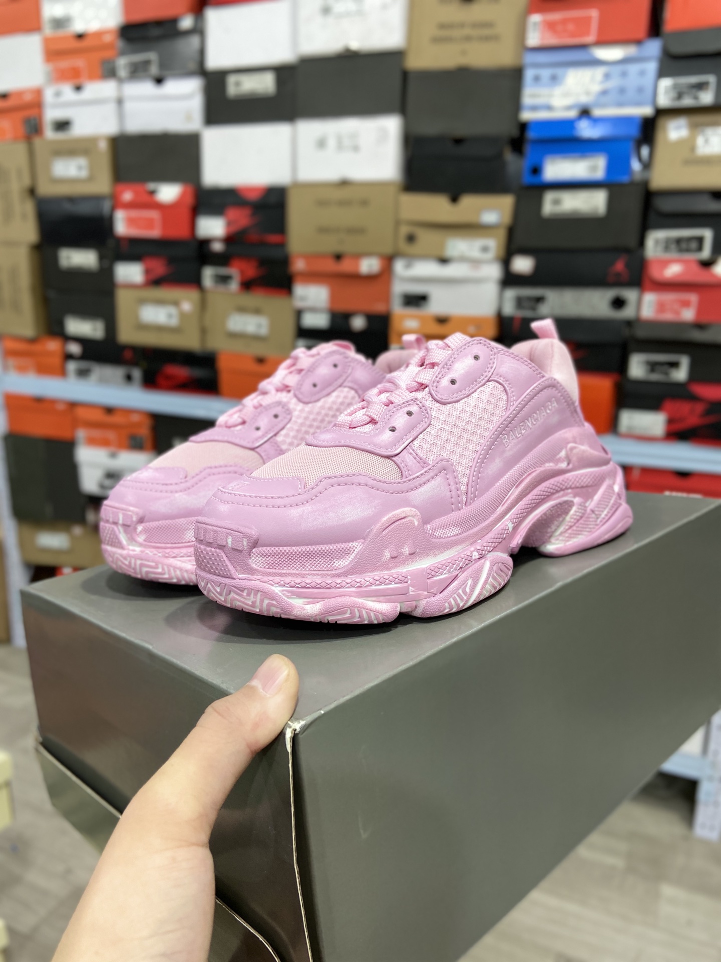 Balenciaga Triple S Sneaker in Faded Pink、mysite、Cacoeks