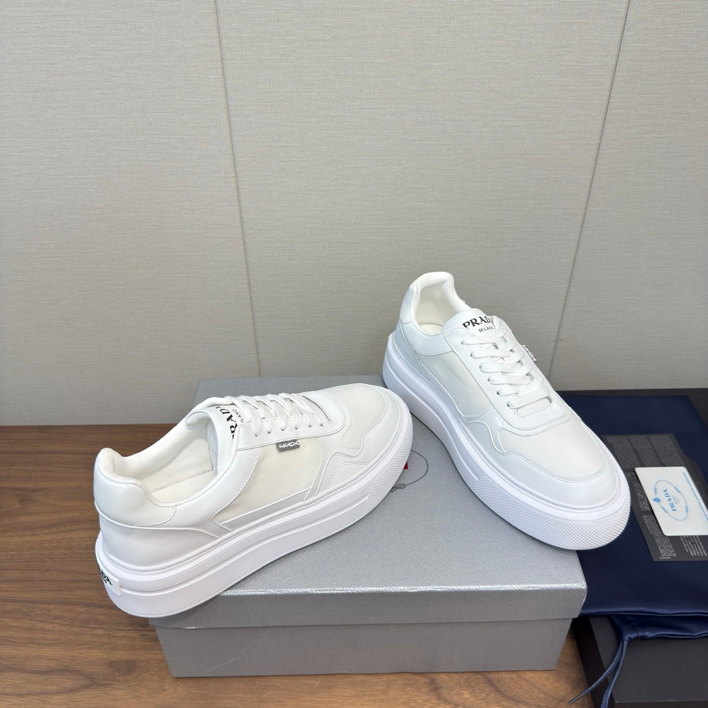 PRADA 25S DOWNTOWN BOLD SNEAKERS 45MM IN WHITE CALFSKIN、mysite、Cacoeks