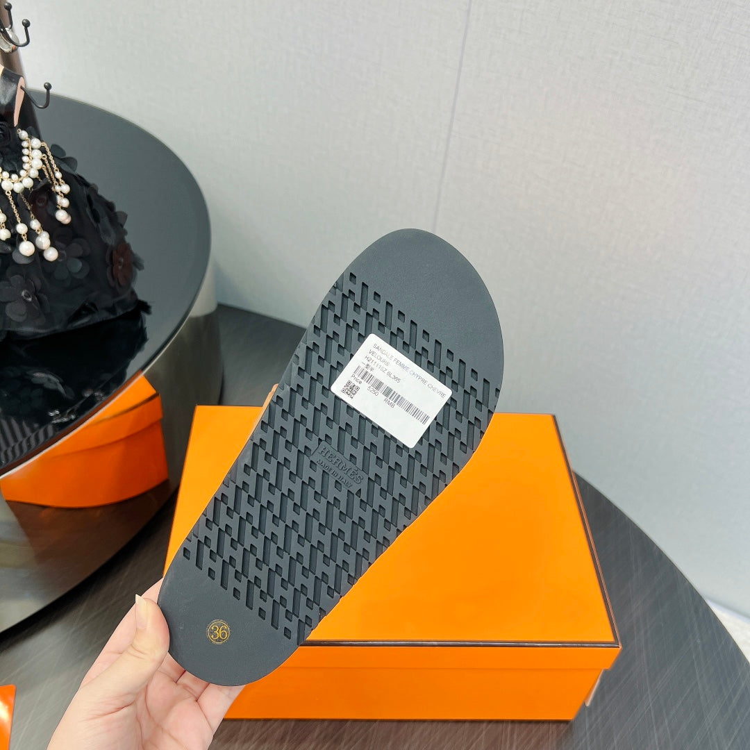 CHYPRE SANDAL LIGHT ORANGE CALFSKIN SPECIAL、mysite、Cacoeks