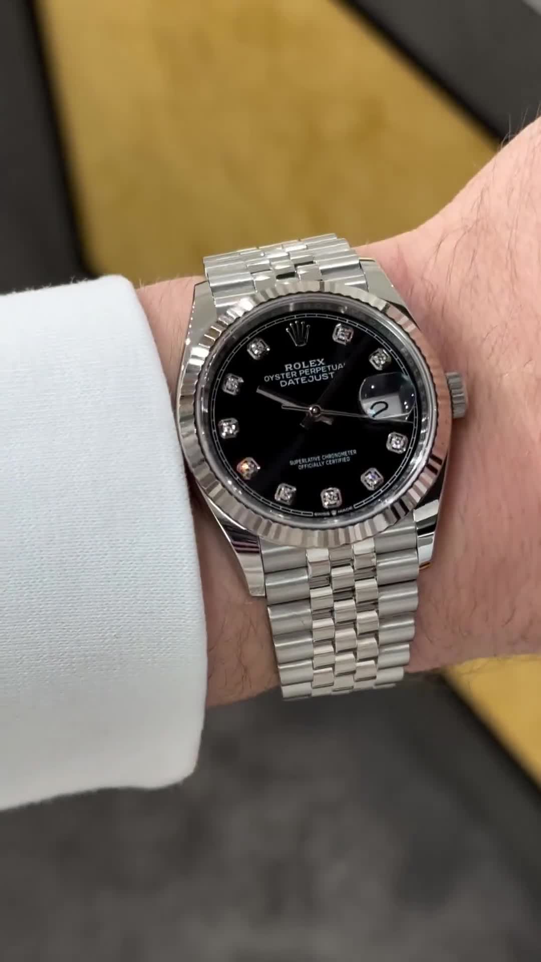 兼职  林炎: luxecystore