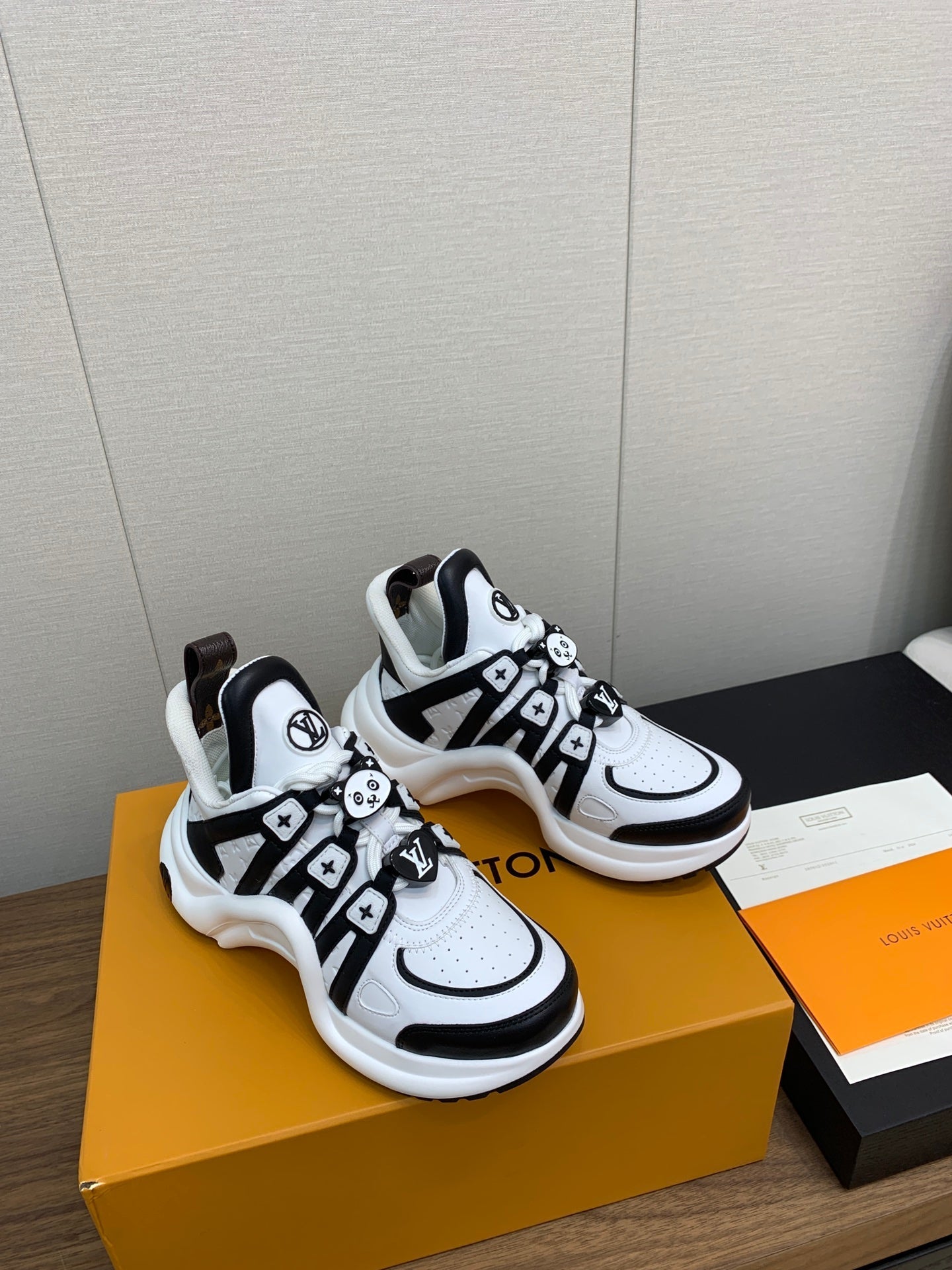 LV ARCHLIGHT SNEAKER BLACK MIX WHITE、mysite、Cacoeks