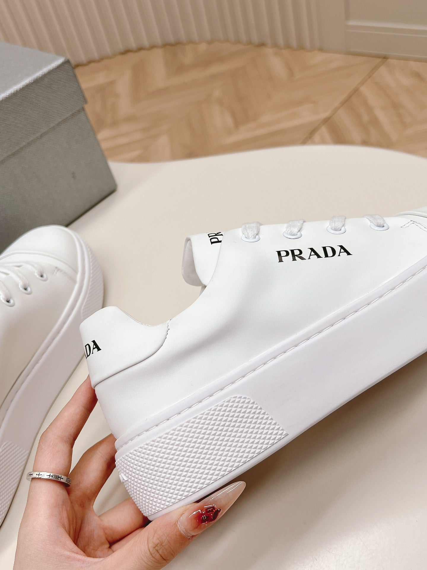 PRA LOGO OUTLET BASIC SNEAKERS WHITE CALFSKIN、mysite、Cacoeks