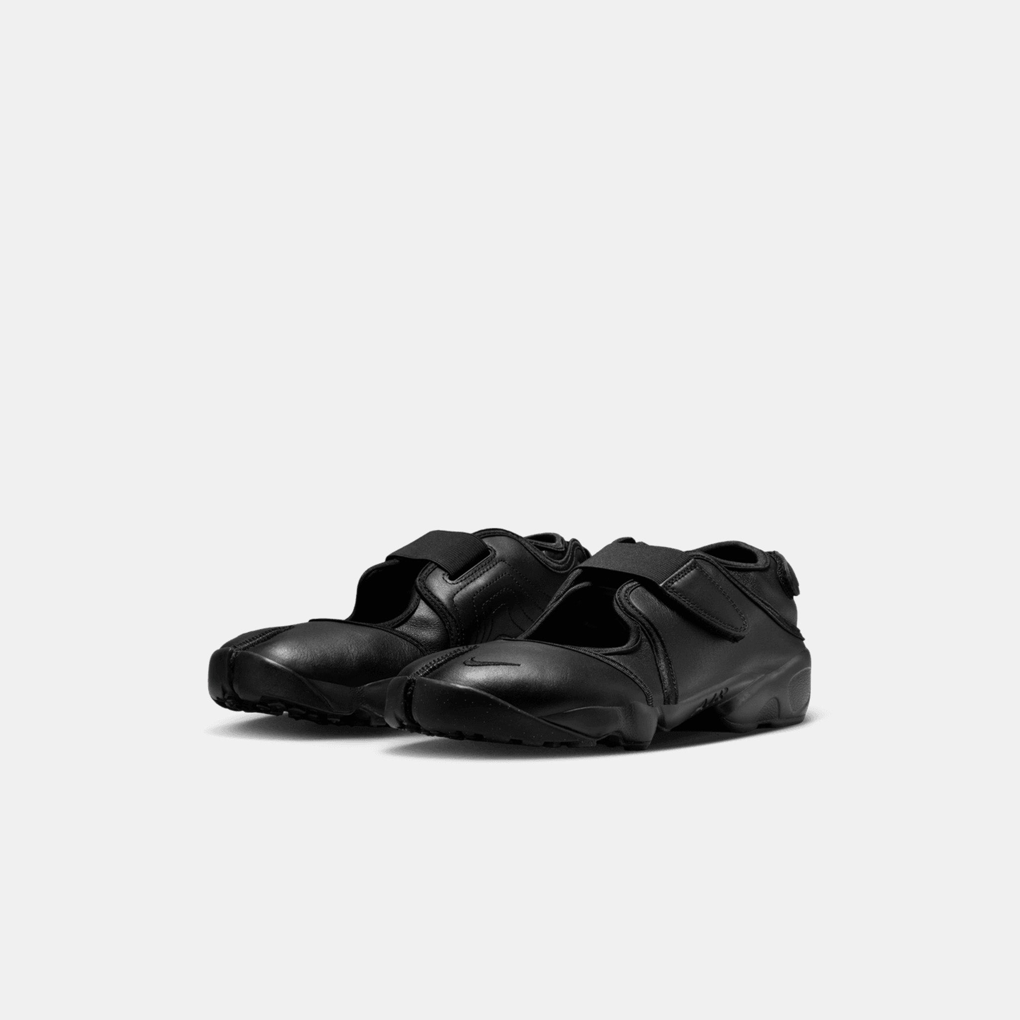 Air Rift Sneaker in Black/Black