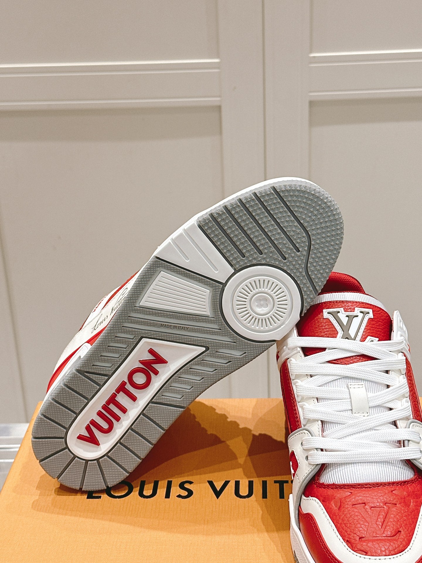 LV TRAINER SNEAKER IN SARI RED GRAINED CALFSKIN、mysite、Cacoeks