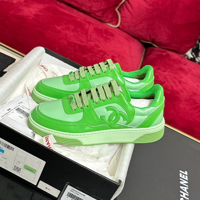 TRAINERS IN LIGHT GREEN SHINY CALFSKIN、mysite、Cacoeks
