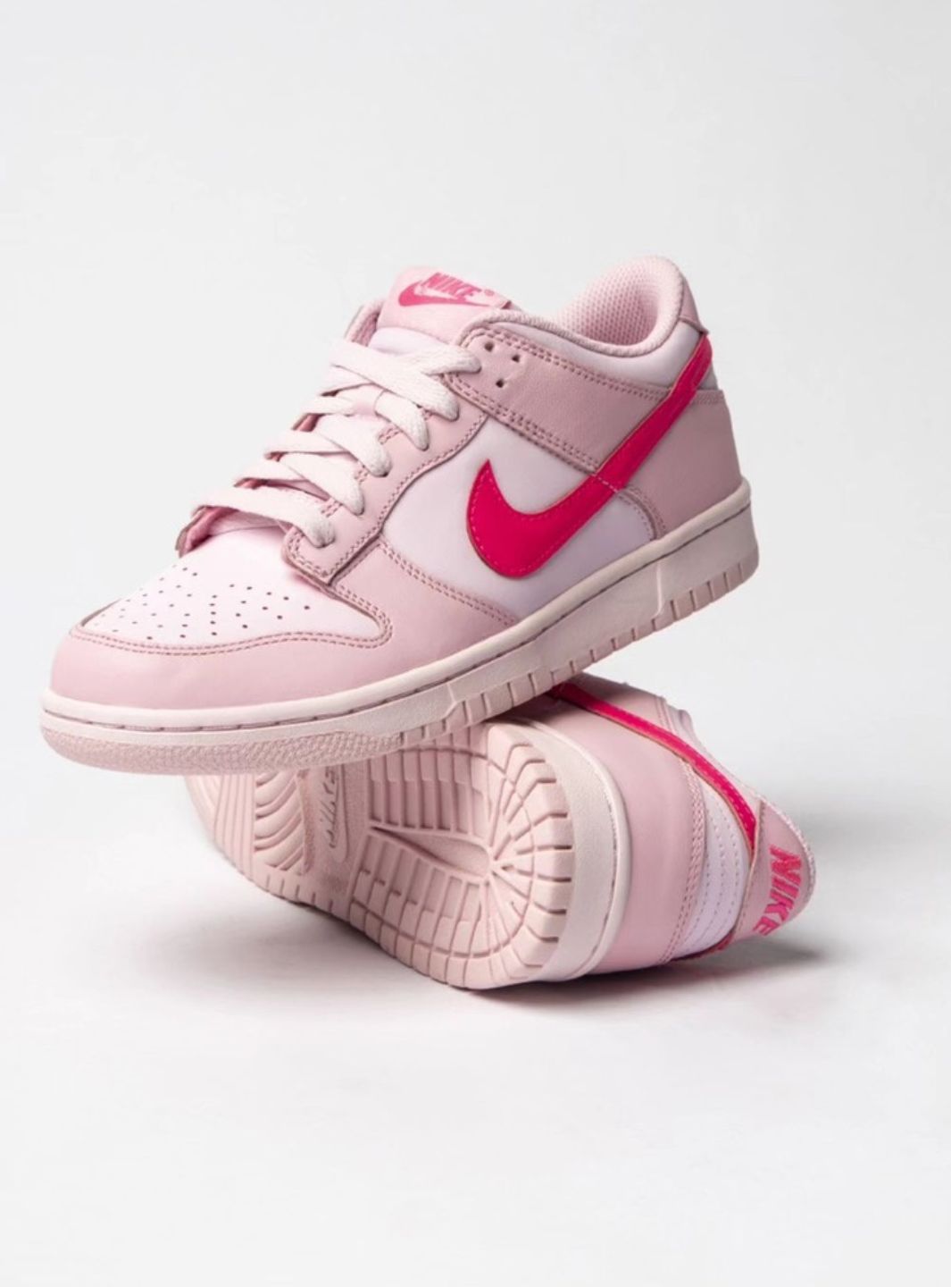 Nike Dunk Low Triple Pink (GS)、NIKE、Cacoeks