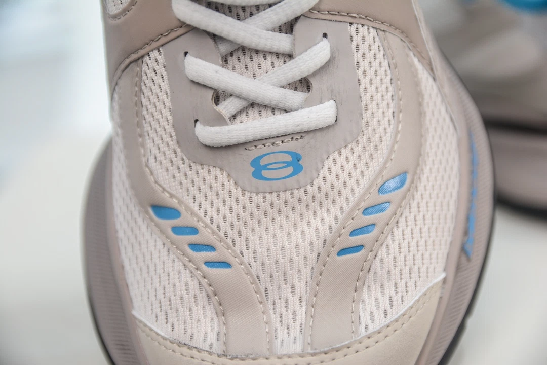 Balenciaga Circuit Sneaker in White Blue、mysite、Cacoeks