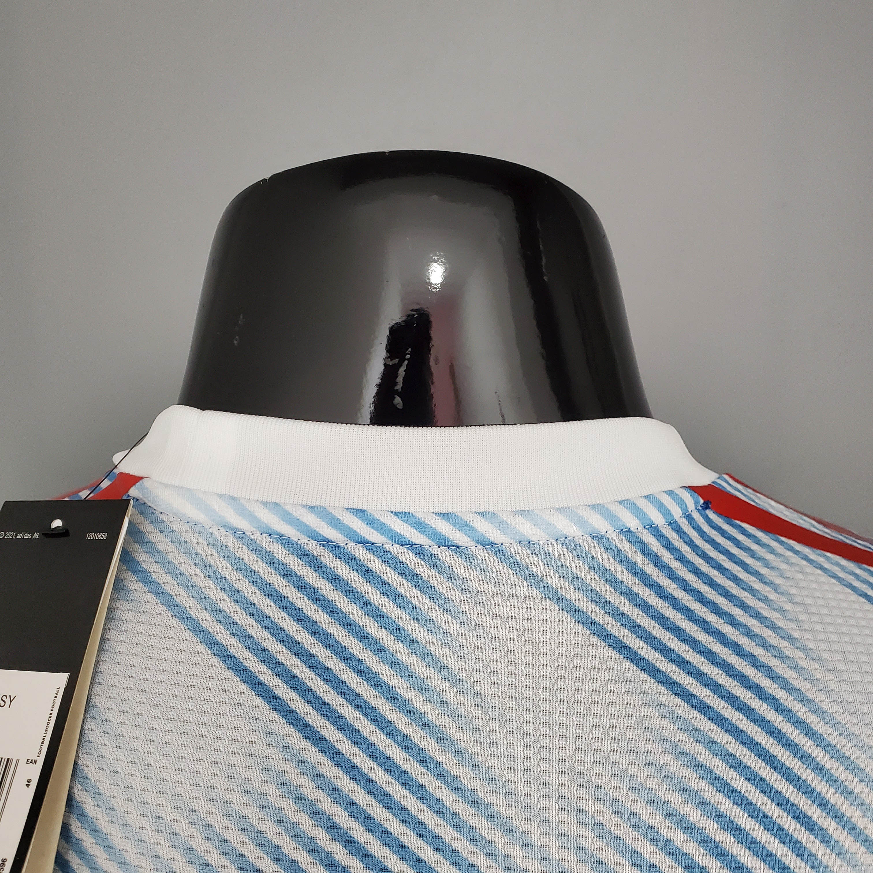 Player Version Manchester United Football Shirt Away 2021 / 2022 1:1 Thai Quality:football jersey mysite: unitedjerseyfootball 邓江浪:football