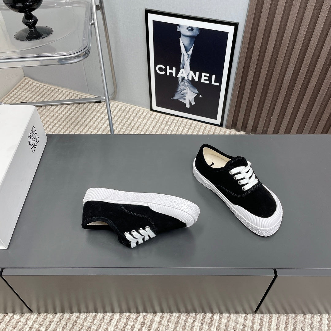 TERRA VULCA LACE-UP SNEAKER IN BLACK SUEDE、mysite、Cacoeks