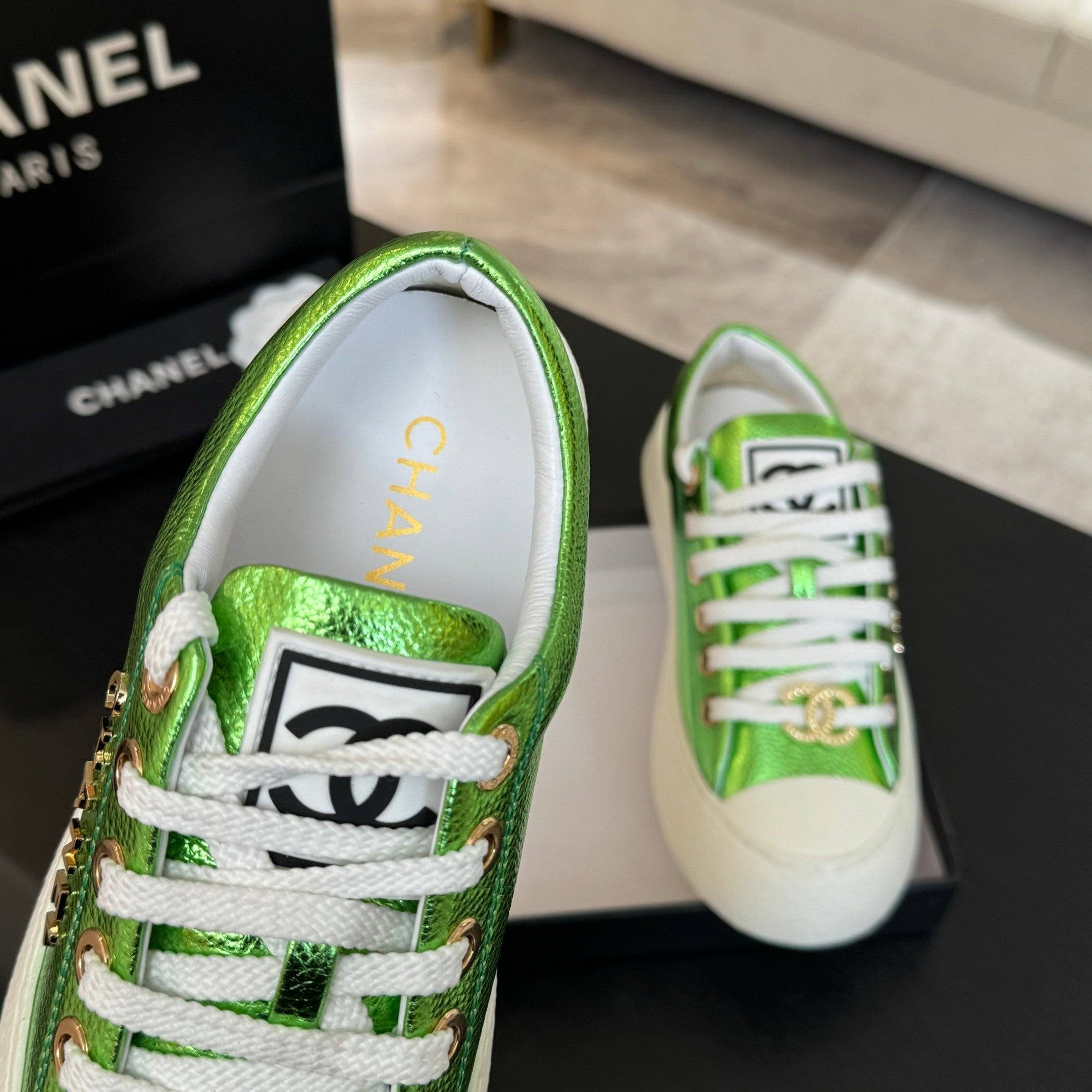 BIG-HEAD COOKIE SHOES IN EMERALD GREEN LAMBSKIN、mysite、Cacoeks