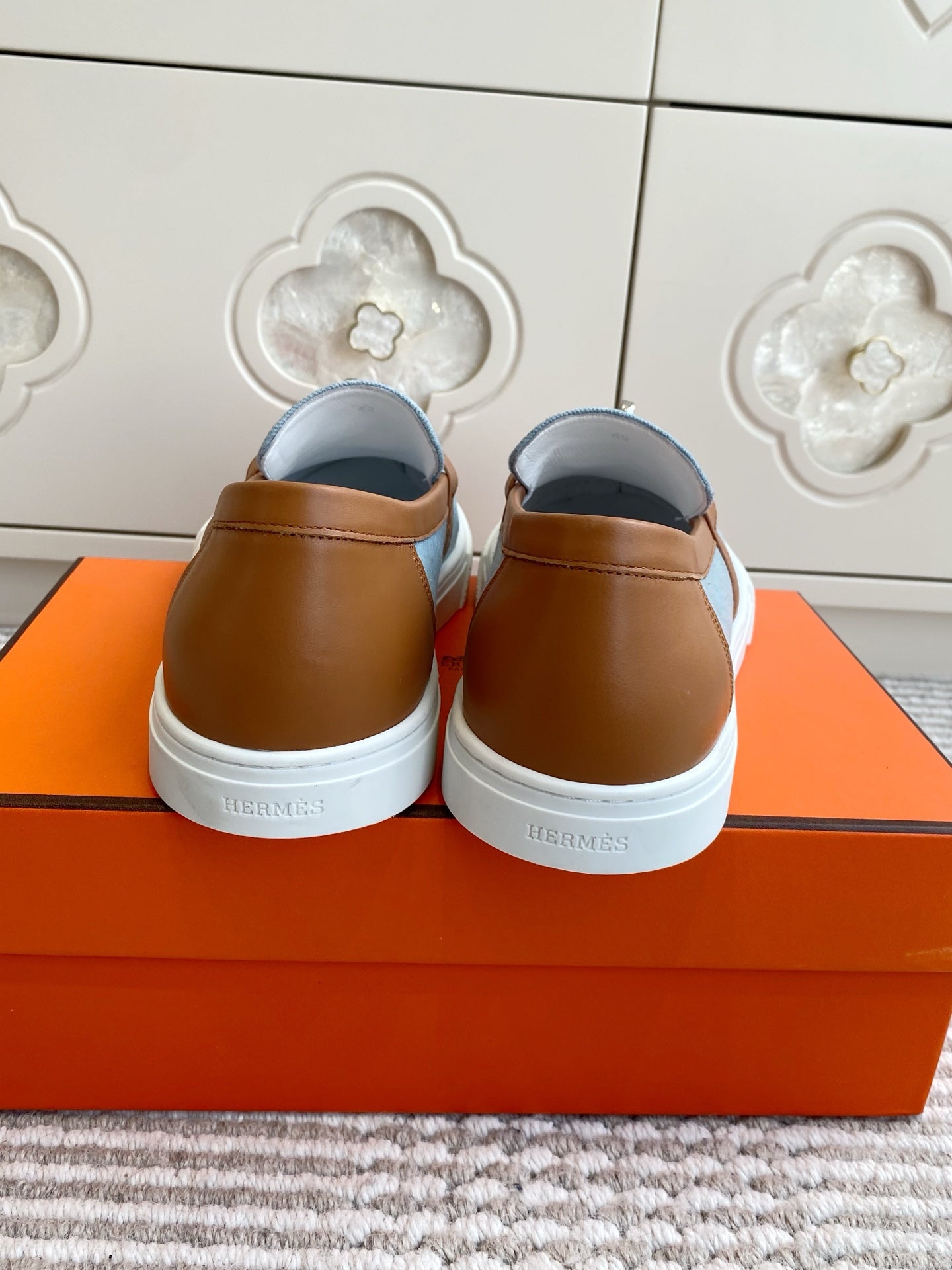 HM 25S SLIP-ON IN SKY BLUE CANVAS AND BROWN LAMBSKIN WITH SILVER HARDWARE、mysite、Cacoeks