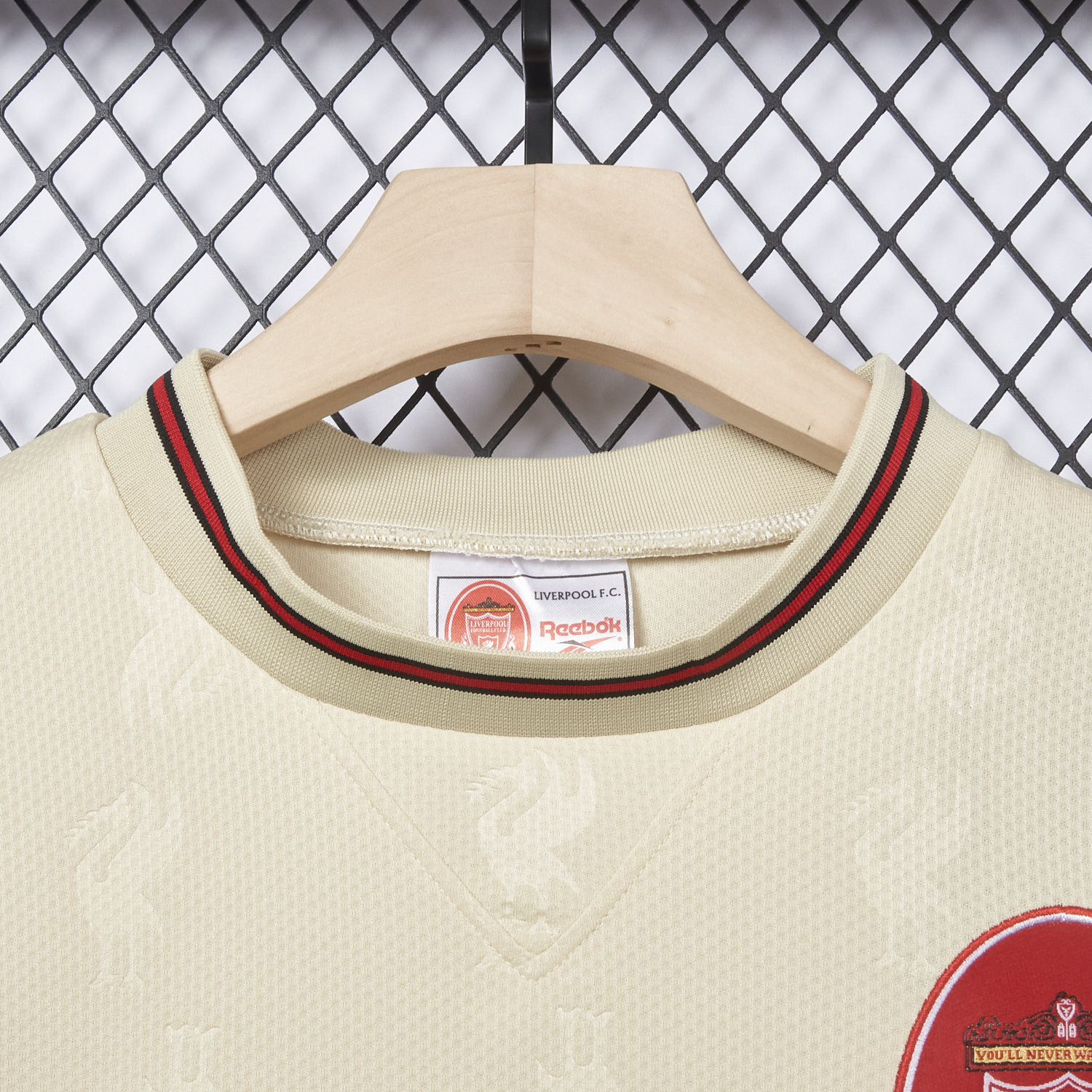 foot-Retro Liver.pool 1996-97 Away Jersey