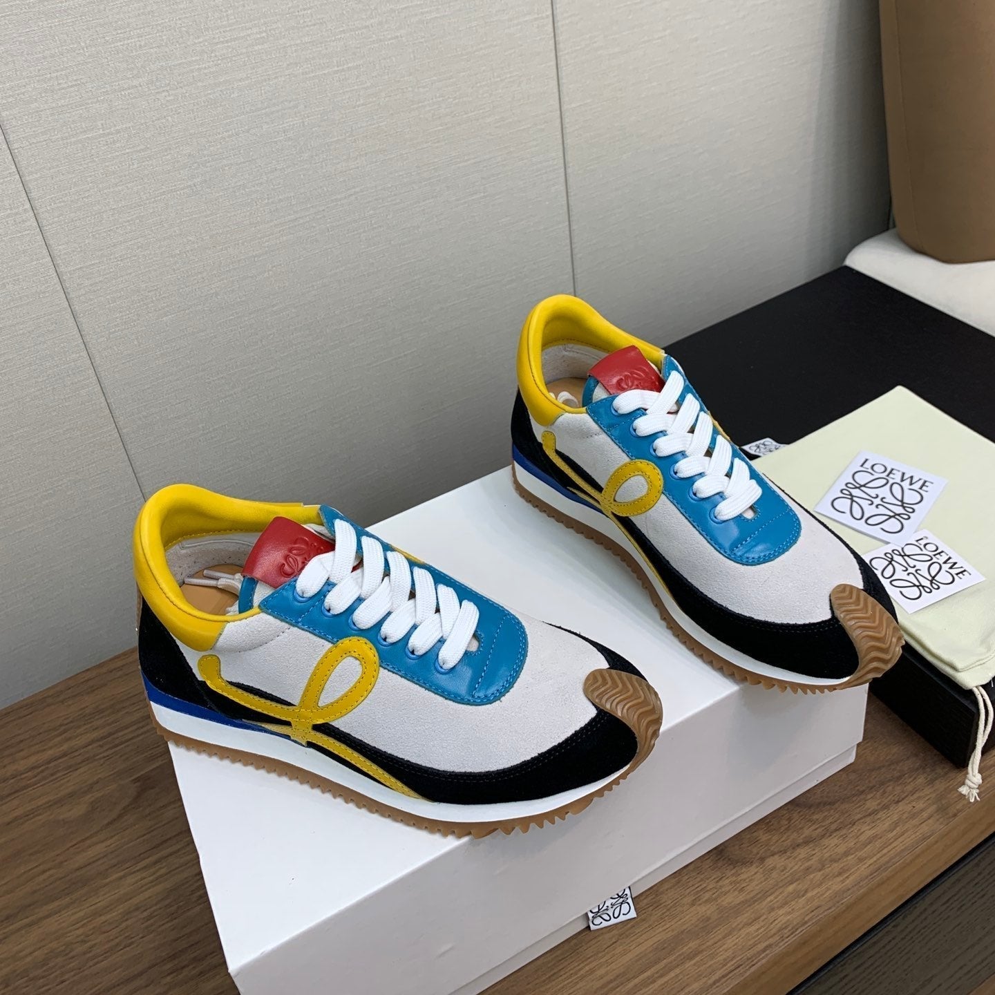 LW FLOW RUNNER SNEAKER WHITE-BLUE SUEDE、mysite、Cacoeks