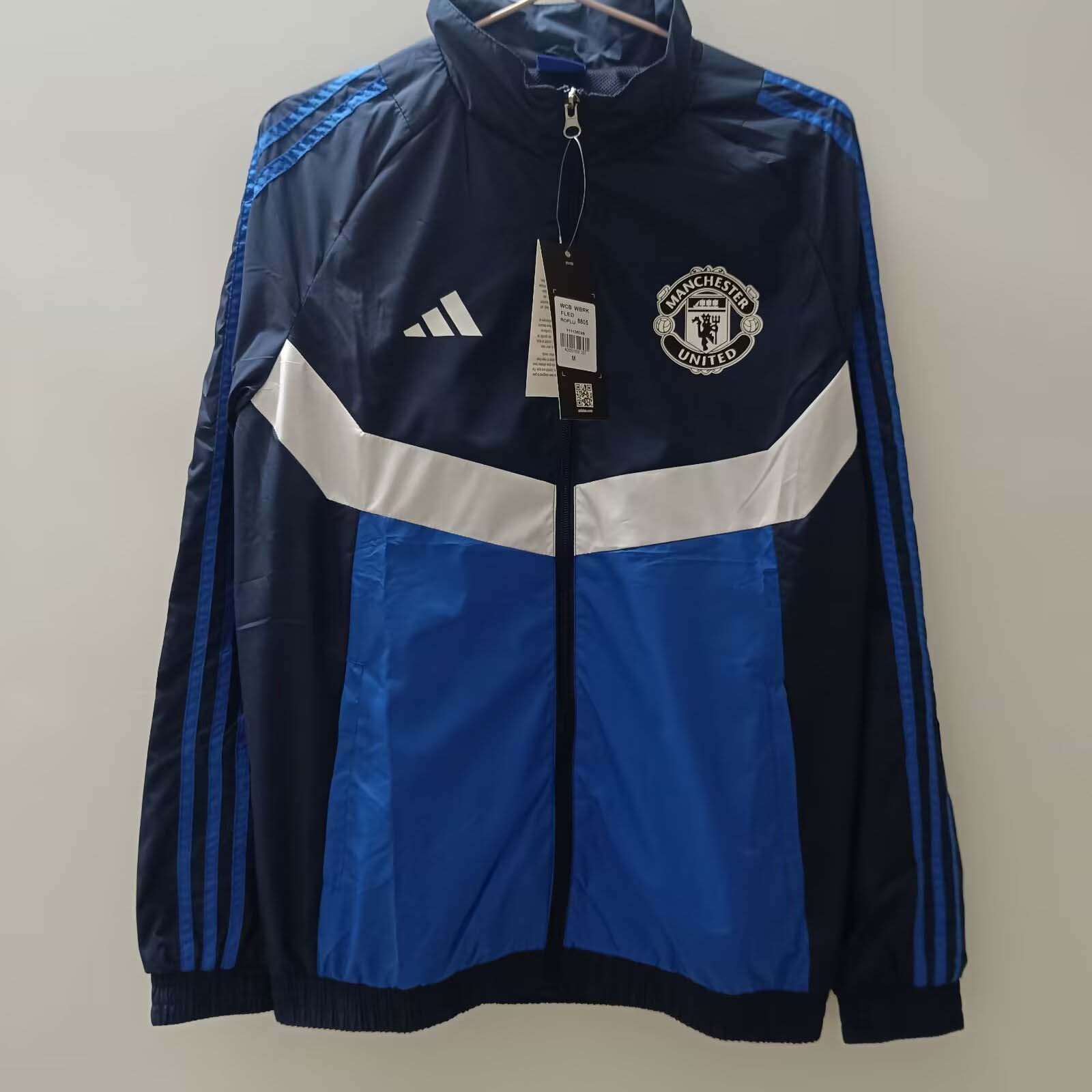 2024/2025 Manchester United Windbreaker Blue Football Shirt 1:1 Thai Quality:football jersey mysite: unitedjerseyfootball 邓江浪:football