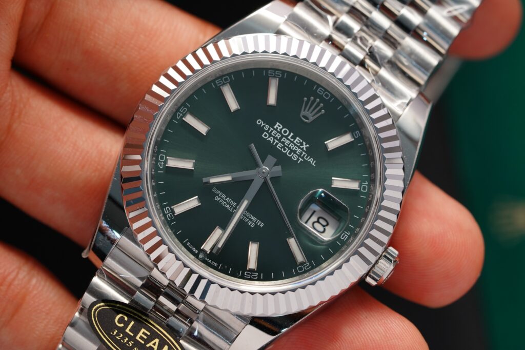 Đồng Hồ Rolex Datejust 126334 Rep 11 Mặt Xanh Lá Clean 41mm (1)
