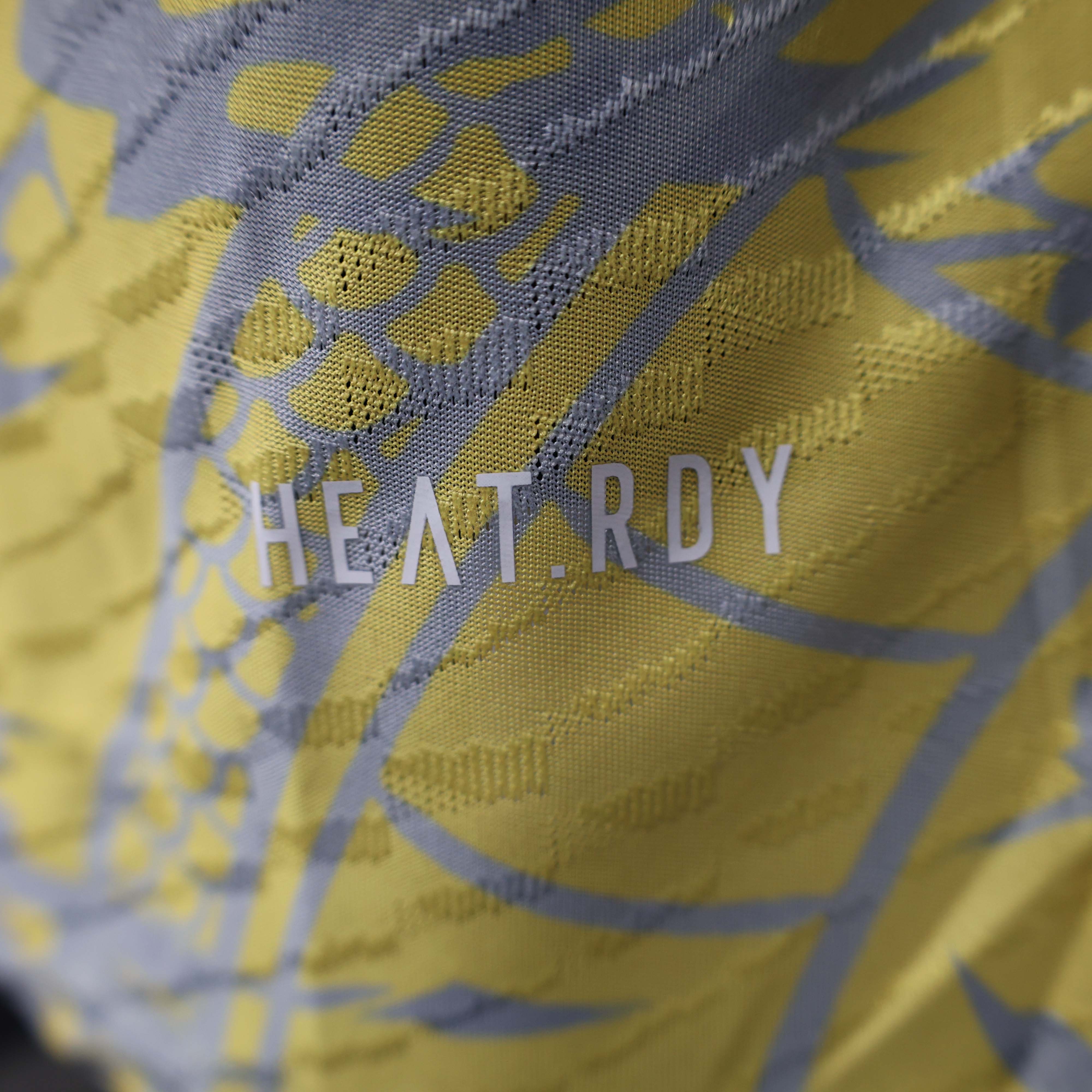 2024/2025 Player Version Real Madrid Special Edition Yellow Football Shirt 1:1 Thai Quality:football jersey mysite: unitedjerseyfootball 邓江浪:football