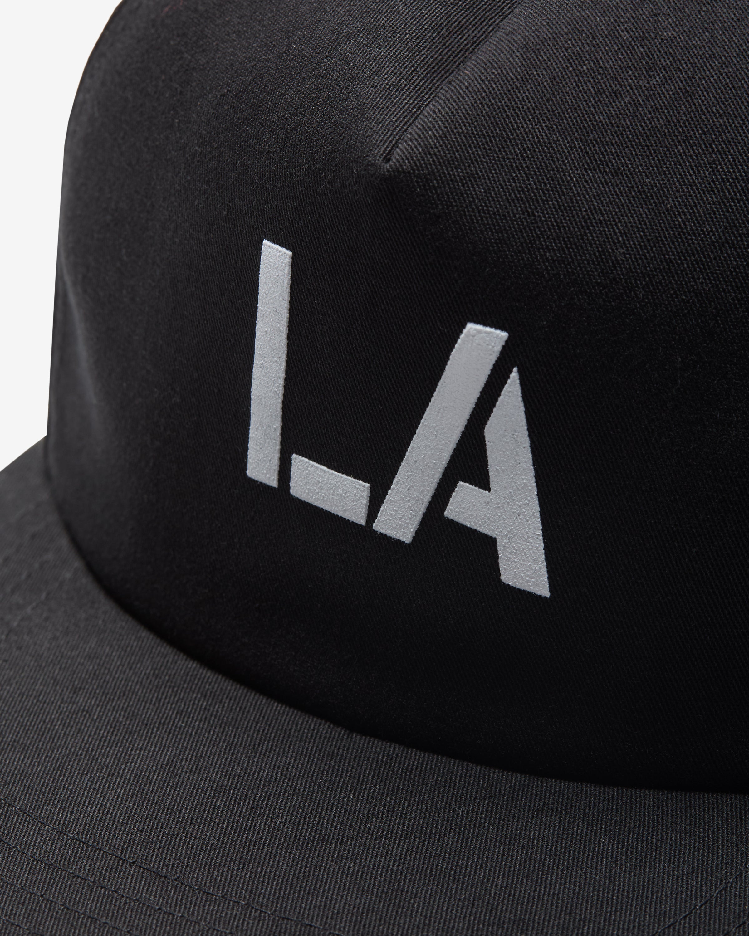 UNDEFEATED REGIONAL STENCIL SNAPBACK - LA - BLACK