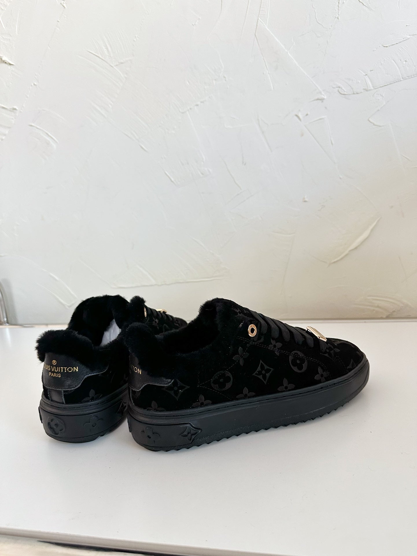 TIME OUT SNEAKER IN BLACK MONOGRAM EMBOSSED SUEDE WITH FLEECE LINING、mysite、Cacoeks