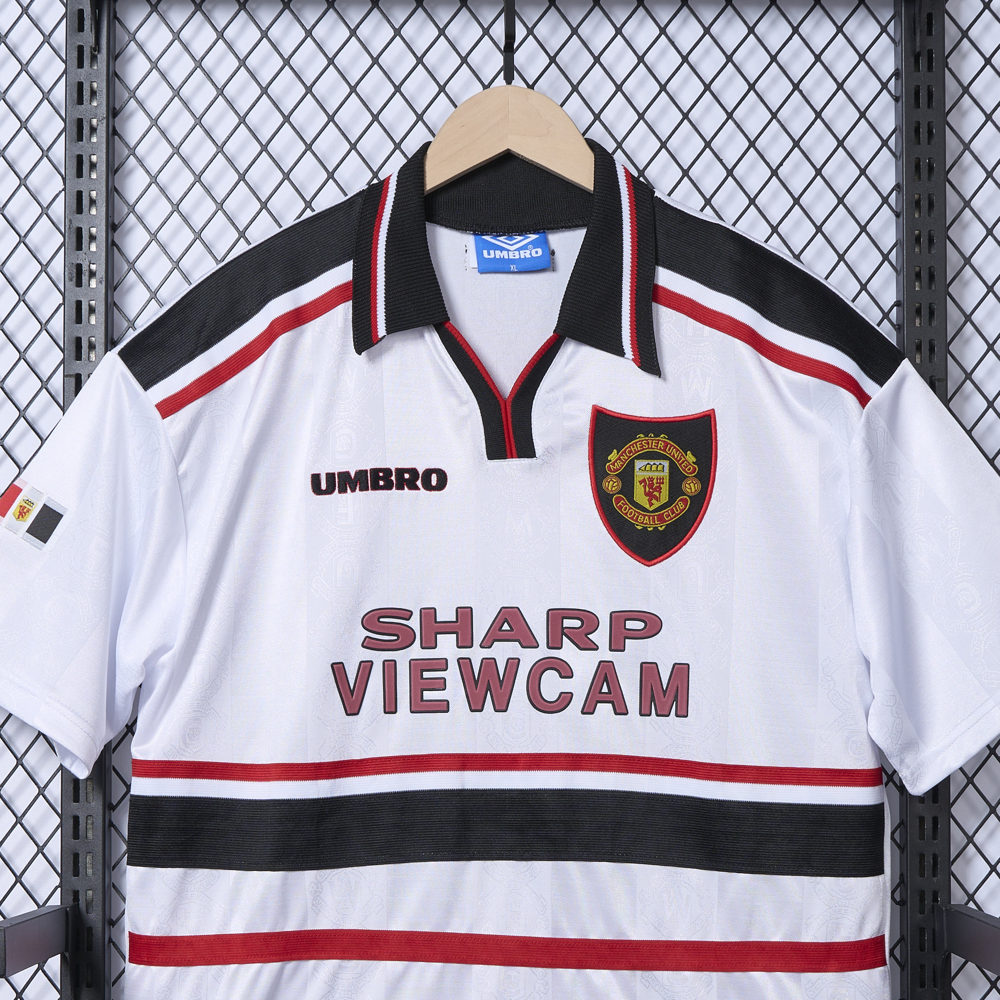 ManixJersey.com | Retro Manchester United 98-99 Away Jersey -Customize Name, Number and Patch | Worldwide Shipping