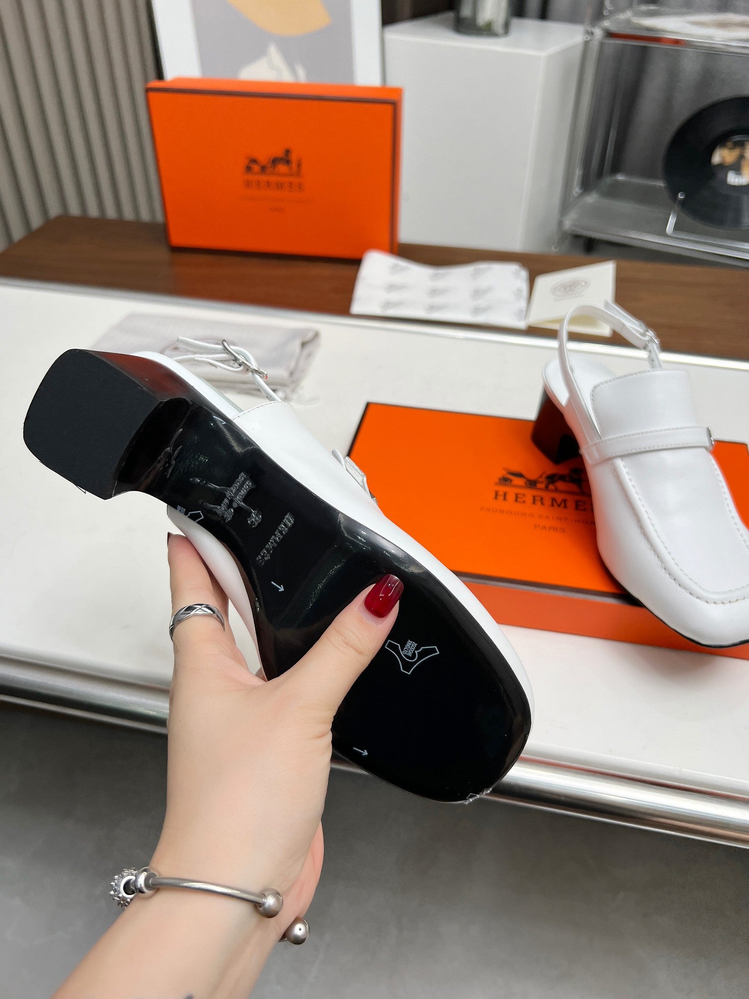 SQUARE TOE SLINGBACK SNOW CALFSKIN、mysite、Cacoeks