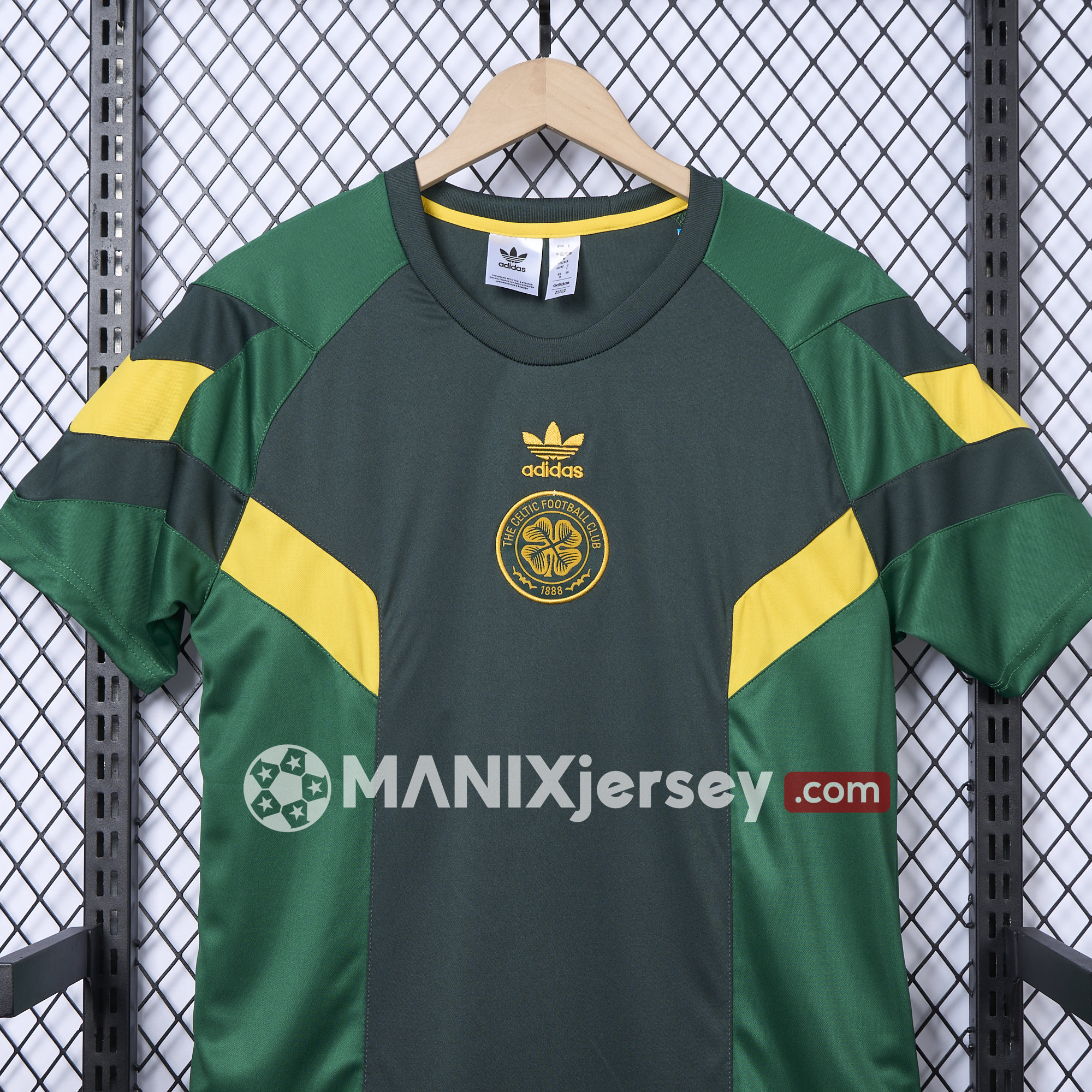 ManixJersey.com | Celtic 24-25 Throwback Originals T-Shirt - Green -Customize Name, Number and Patch | Worldwide Shipping