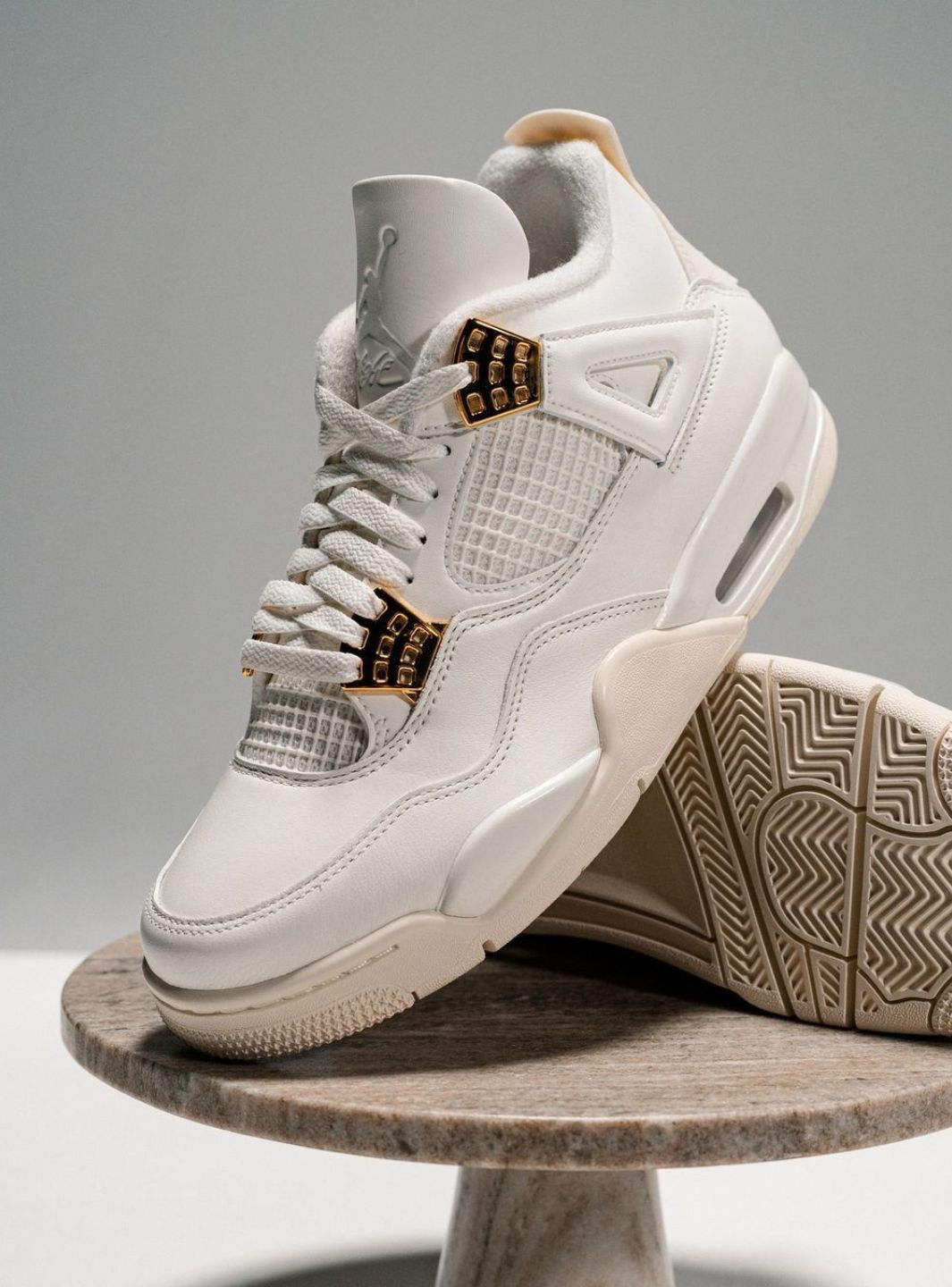 Air Jordan 4 Retro Metallic Gold、JORDAN、Cacoeks