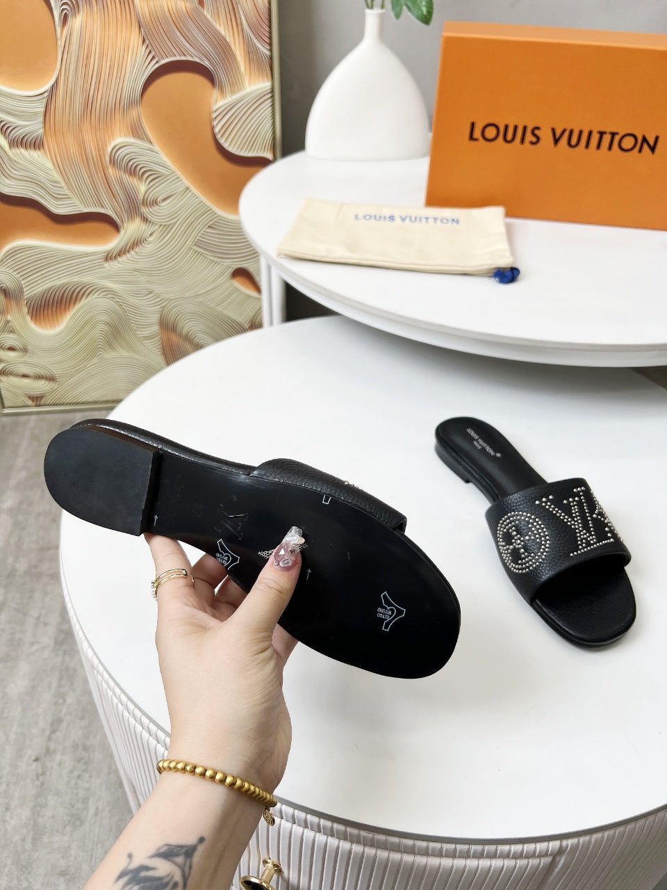 FLAT SLIDE IN BLACK LAMBSKIN WITH RHINSTONES、mysite、Cacoeks