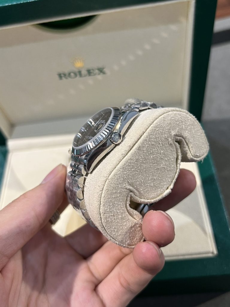 Đồng Hồ Nữ Đính Đá Rolex DateJust Super Fake Cọc Số La Mã 31mm (2)