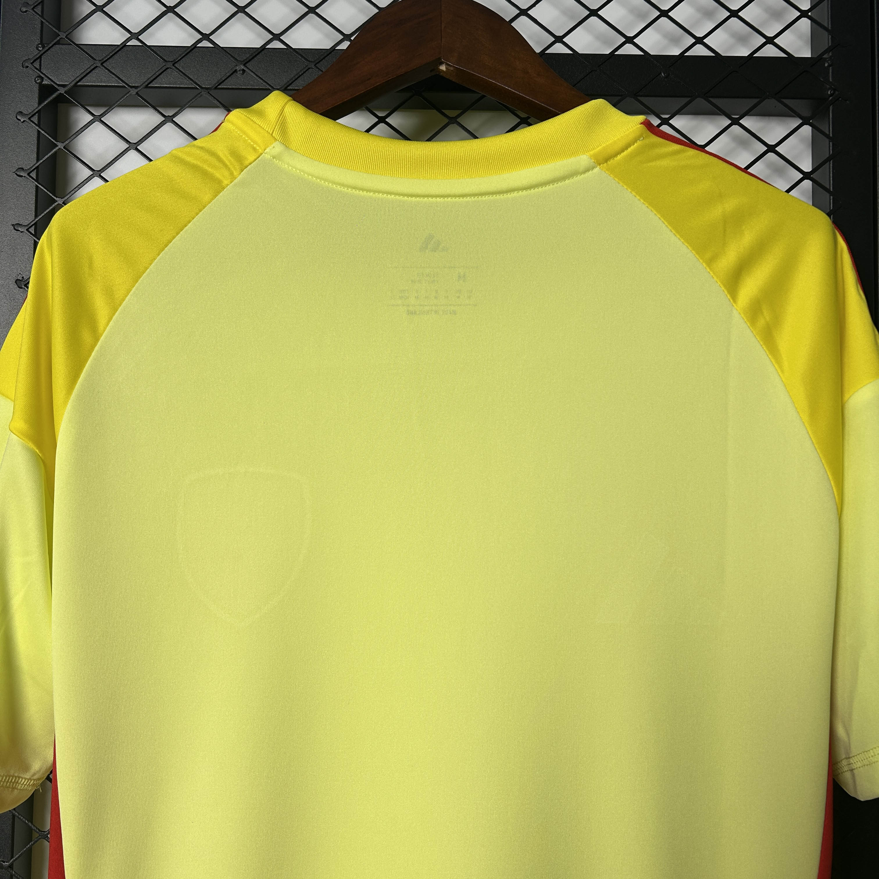 2025/2026 Arsenal Goalkeeper Yellow Football Shirt 1:1 Thai Quality:football jersey mysite: unitedjerseyfootball 邓江浪:football