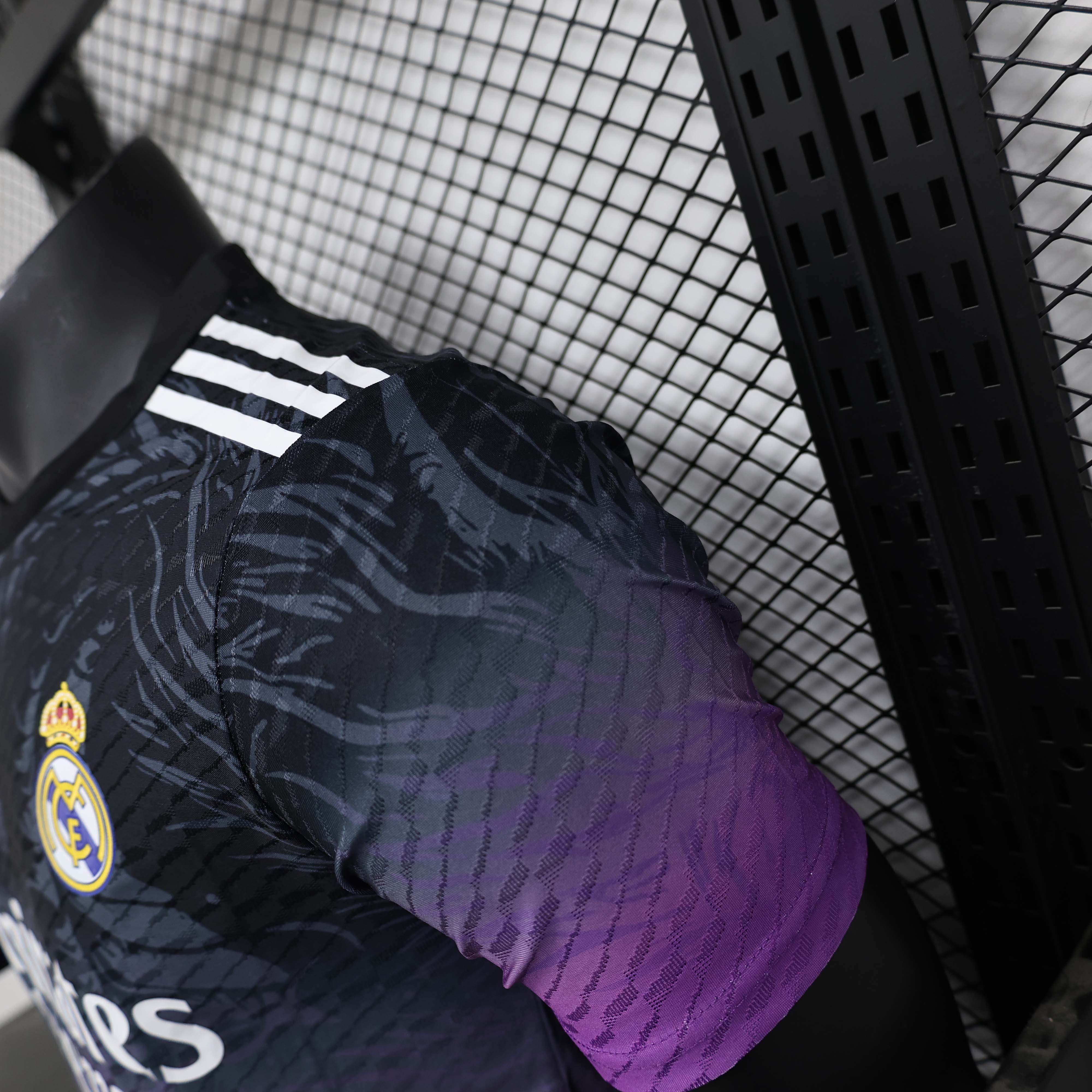 2024/2025 Player Version Real Madrid Special Edition Black and Purple Football Shirt 1:1 Thai Quality:football jersey mysite: unitedjerseyfootball 邓江浪:football