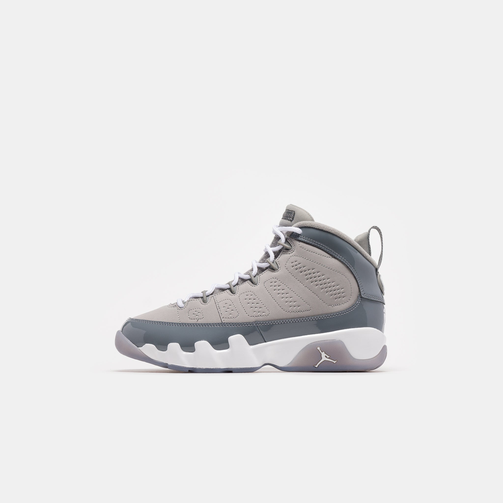 Air Jordan 9 Retro Big Kids Sneaker in Medium Grey/Cool Grey/White