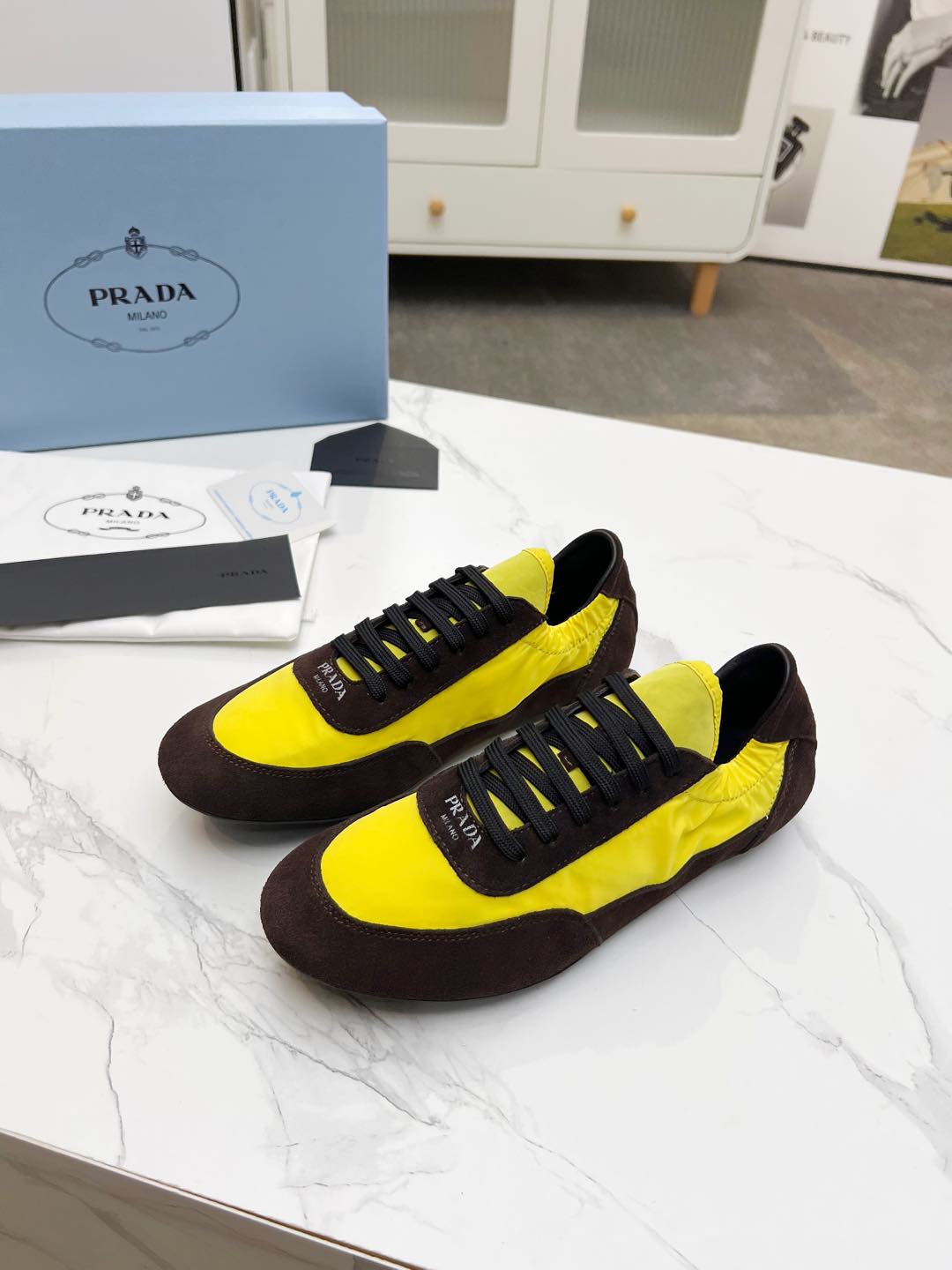 COLLAPSE SNEAKERS IN CHOCOLATE SUEDE AND YELLOW NYLON、mysite、Cacoeks