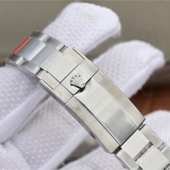 兼职  林炎: luxecystore