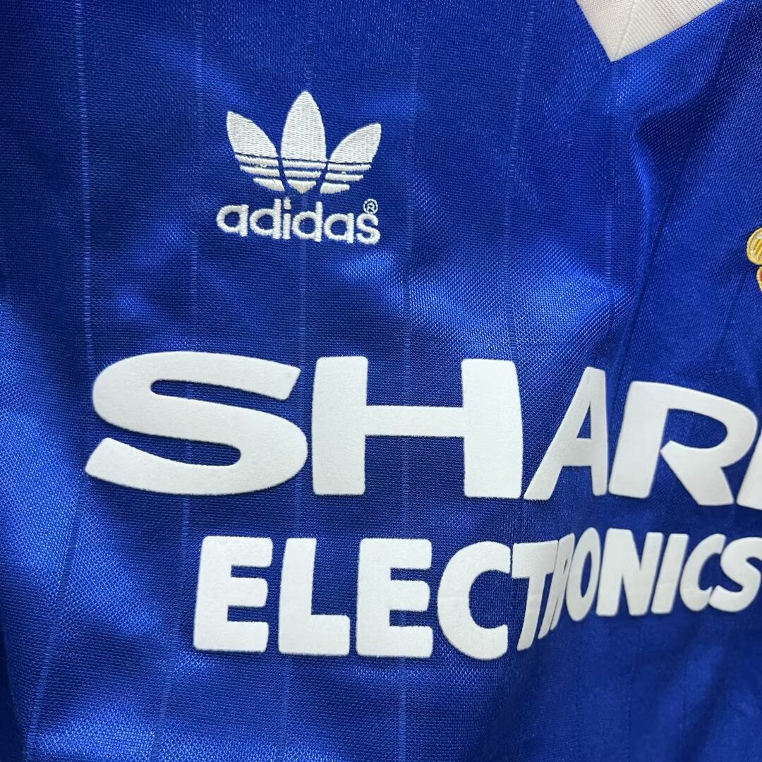 ManixJersey.com | Retro Manchester United 82-83 Third Jersey -Customize Name, Number and Patch | Worldwide Shipping